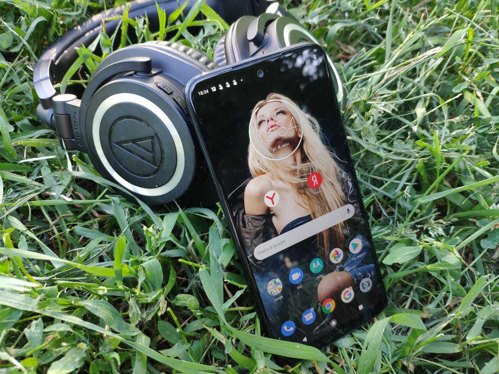 Обзор смартфона Motorola Moto G7 Plus