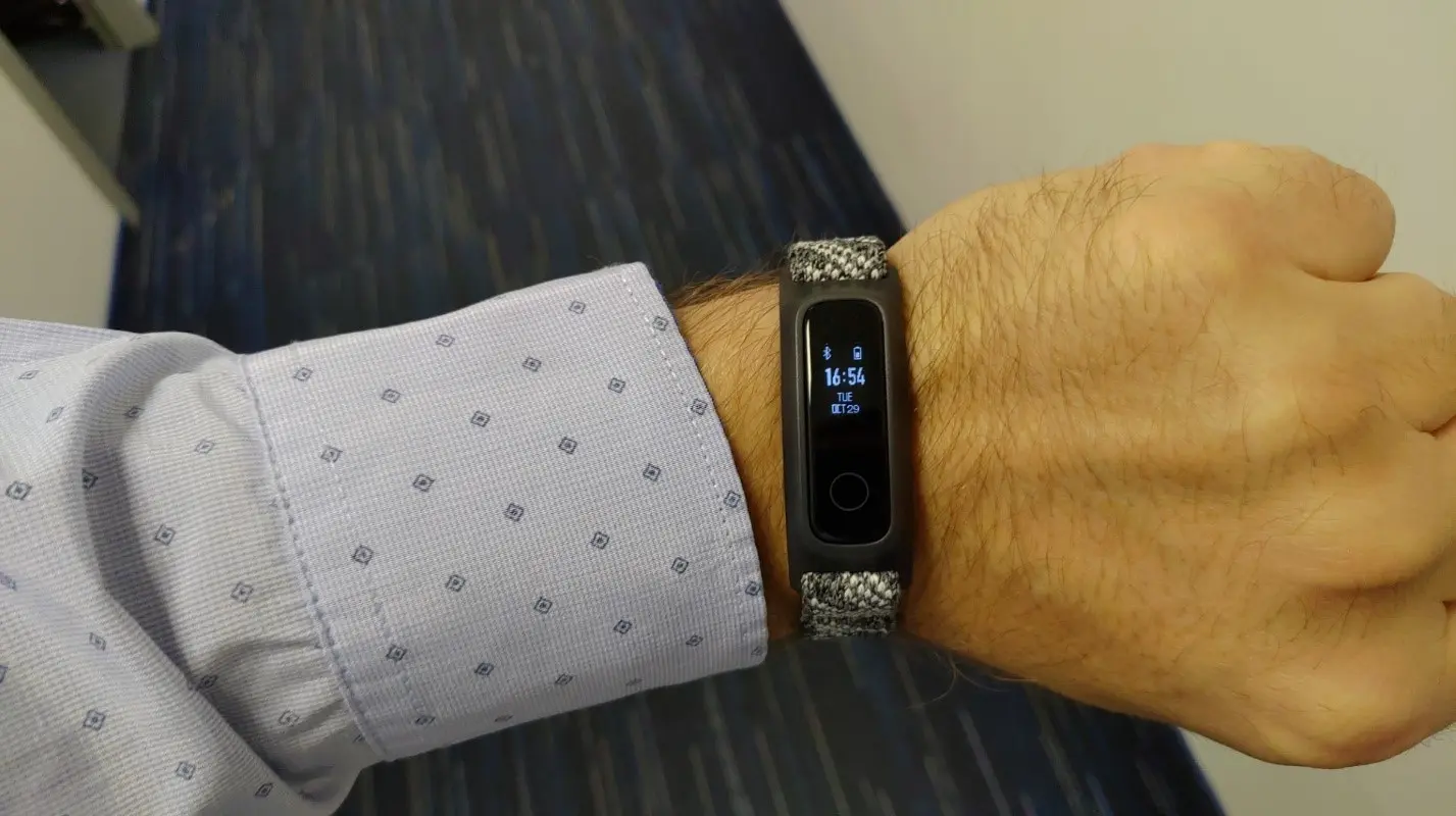 Обзор фитнес-браслета Honor Band 5 Sport