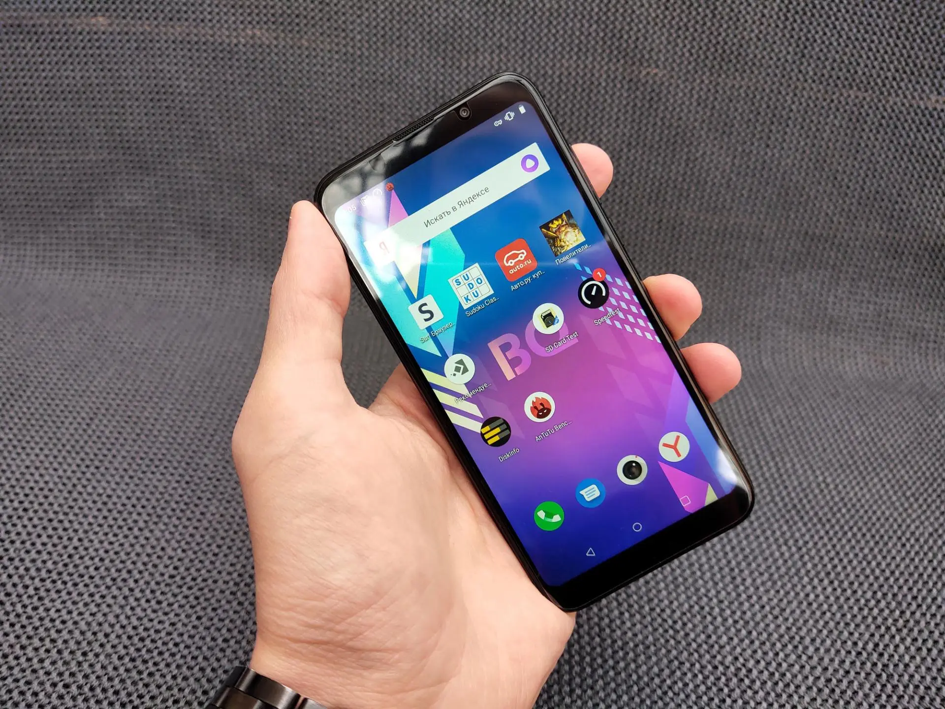 Обзор смартфона BQ Strike Power Plus (BQ-5535L)
