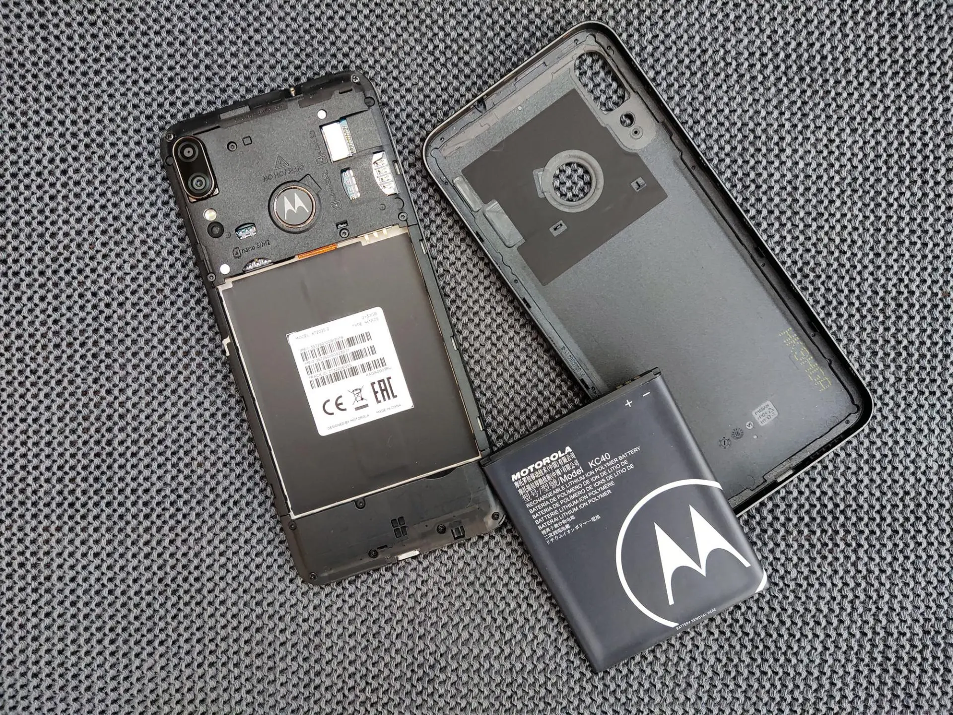 Обзор смартфона Motorola Moto E6 Plus