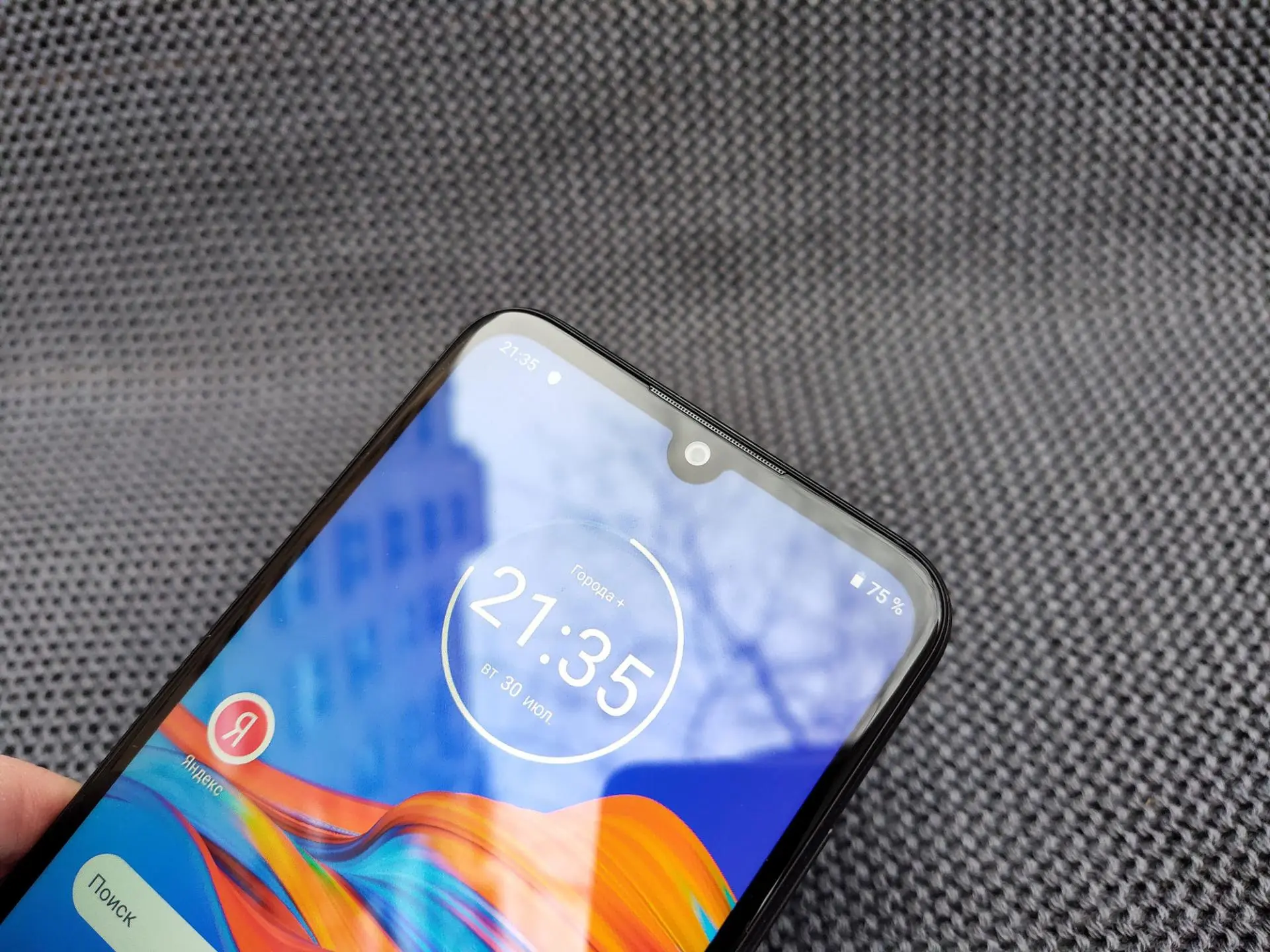 Обзор смартфона Motorola Moto E6 Plus