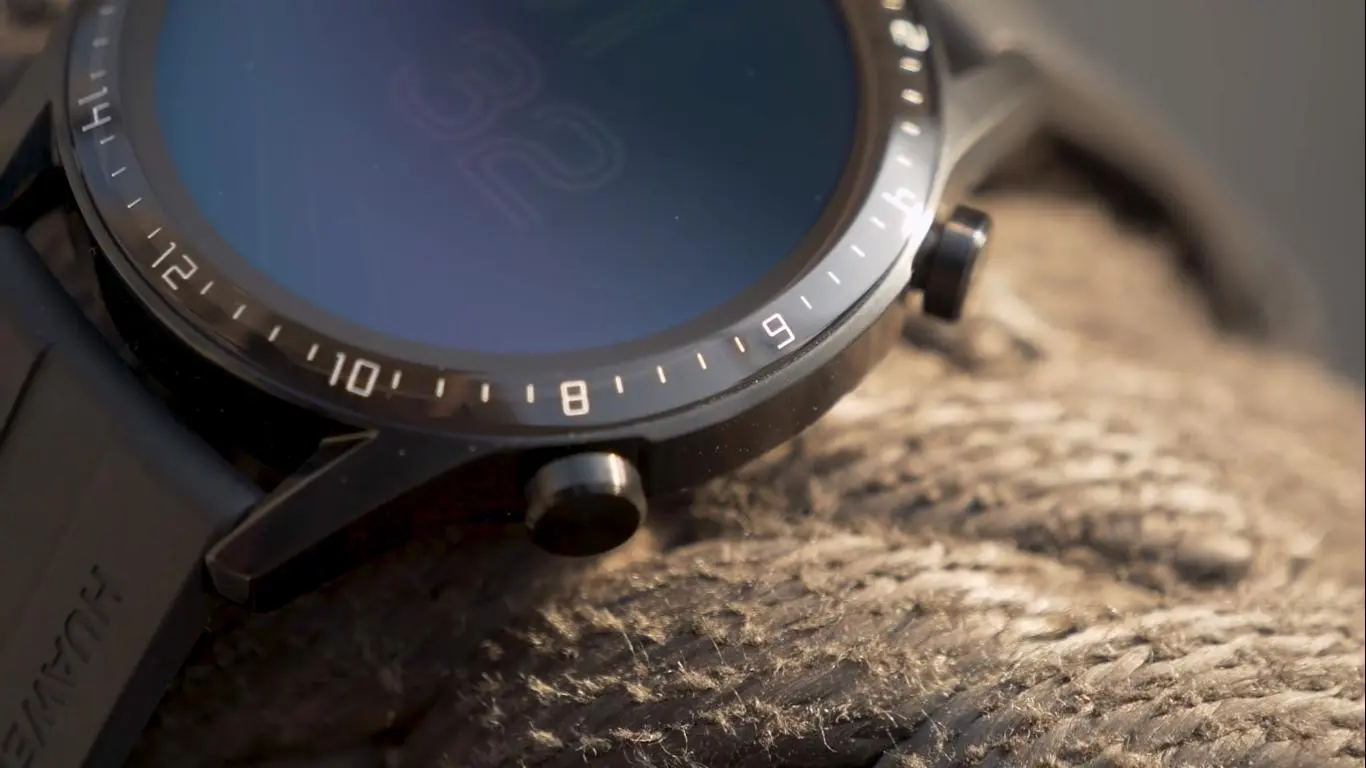 Полный обзор Huawei Watch GT 2 и сравнение с Amazfit GTR