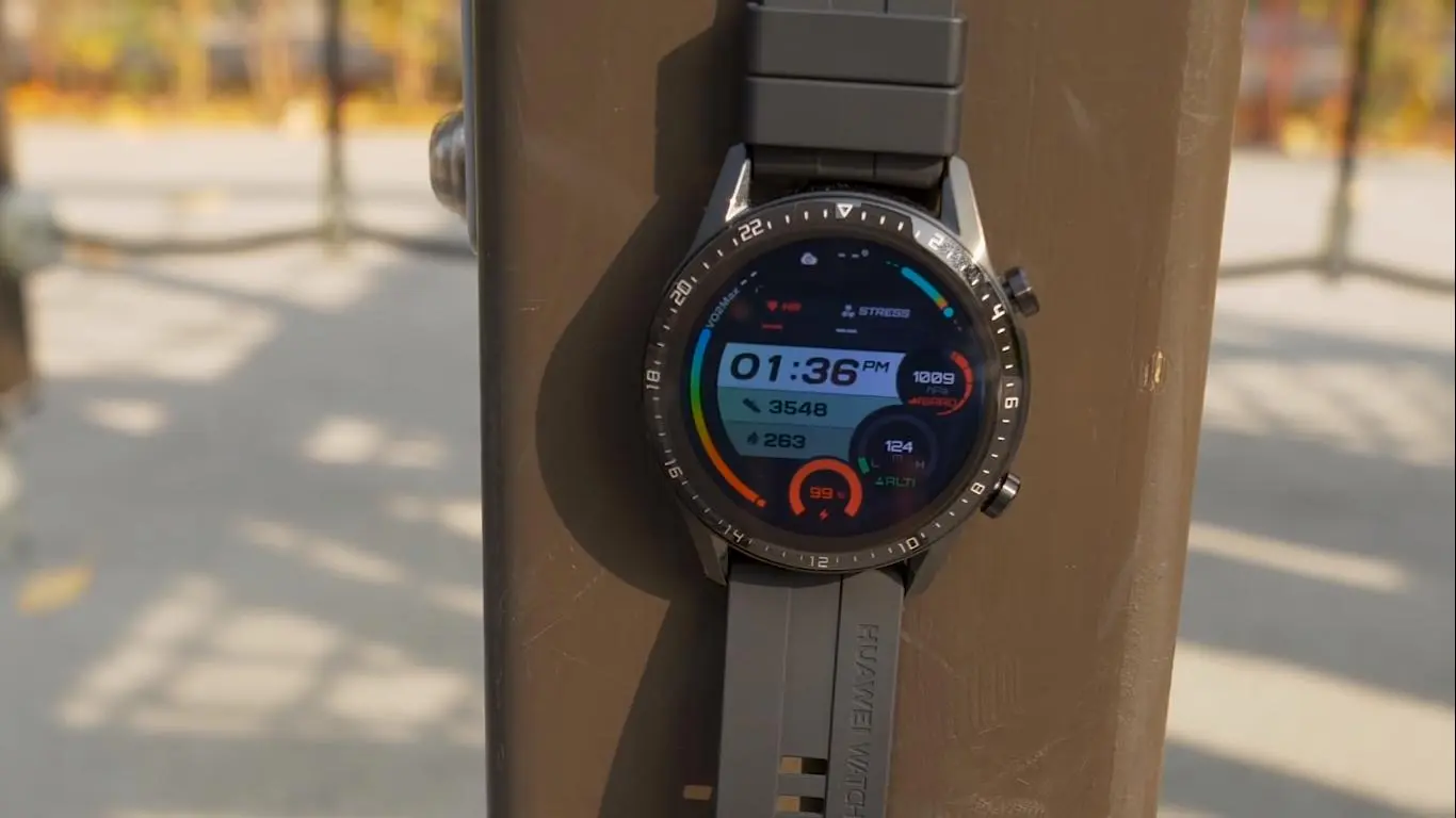 Полный обзор Huawei Watch GT 2 и сравнение с Amazfit GTR