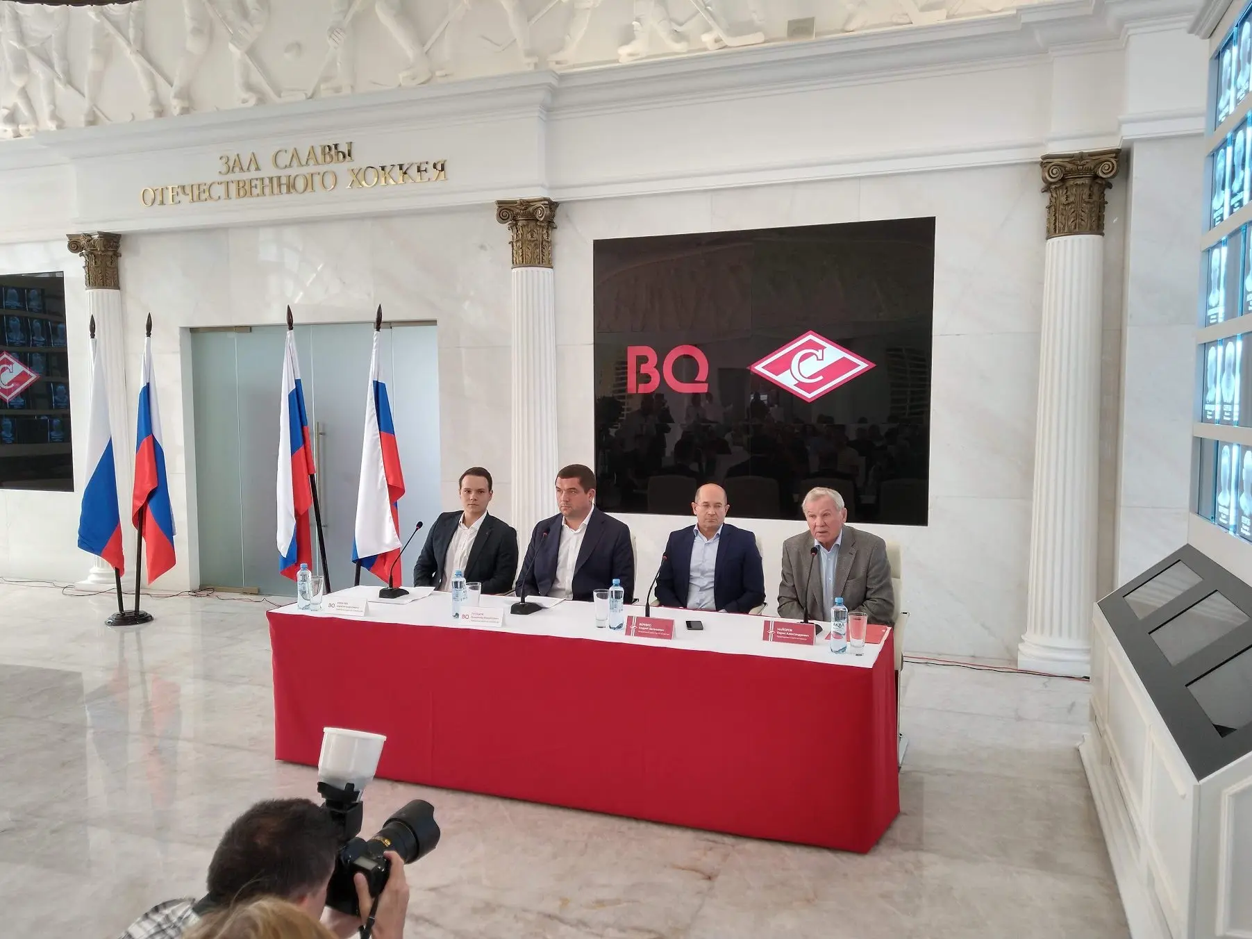 BQ и ХК Спартак объявили о партнёрстве