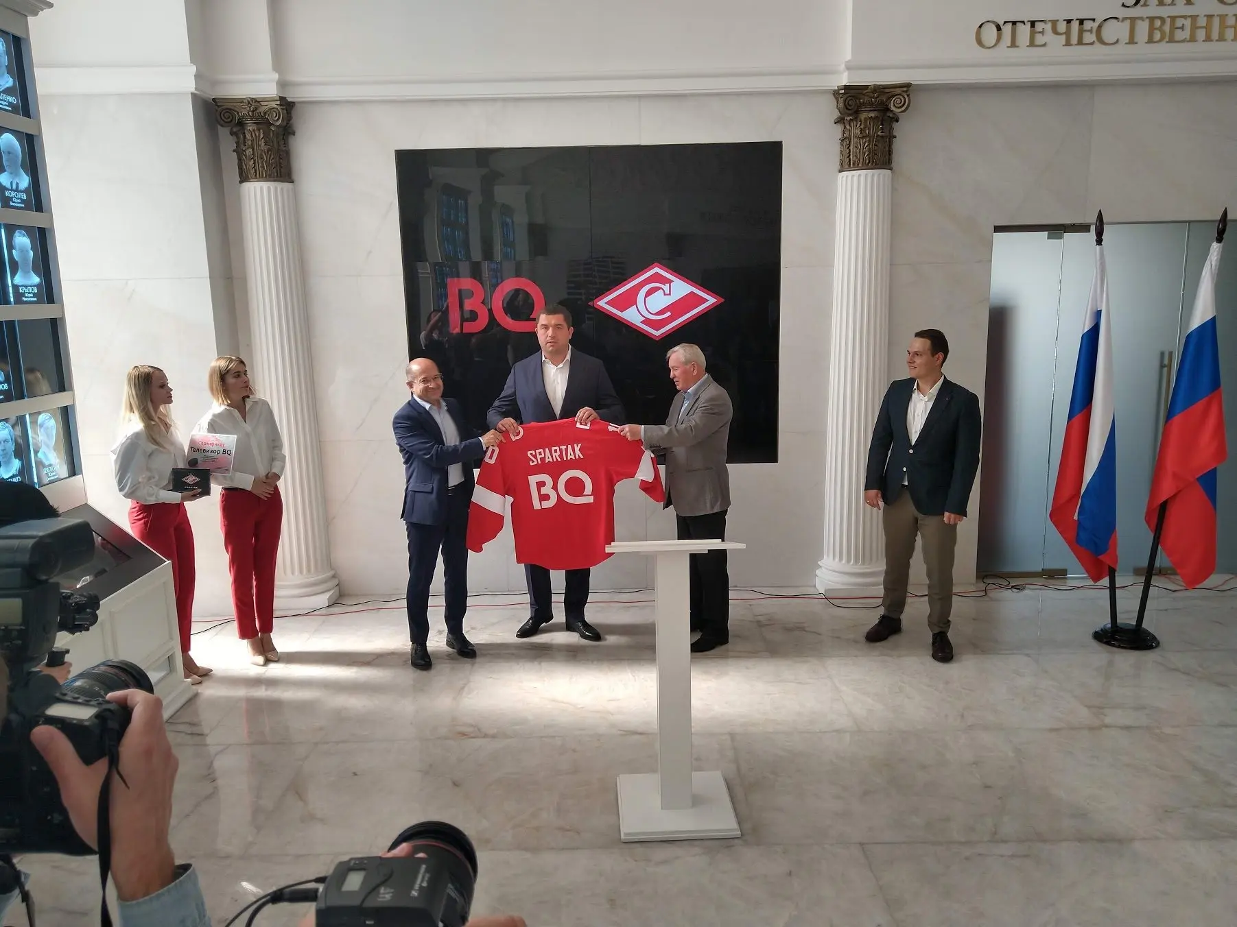 BQ и ХК Спартак объявили о партнёрстве