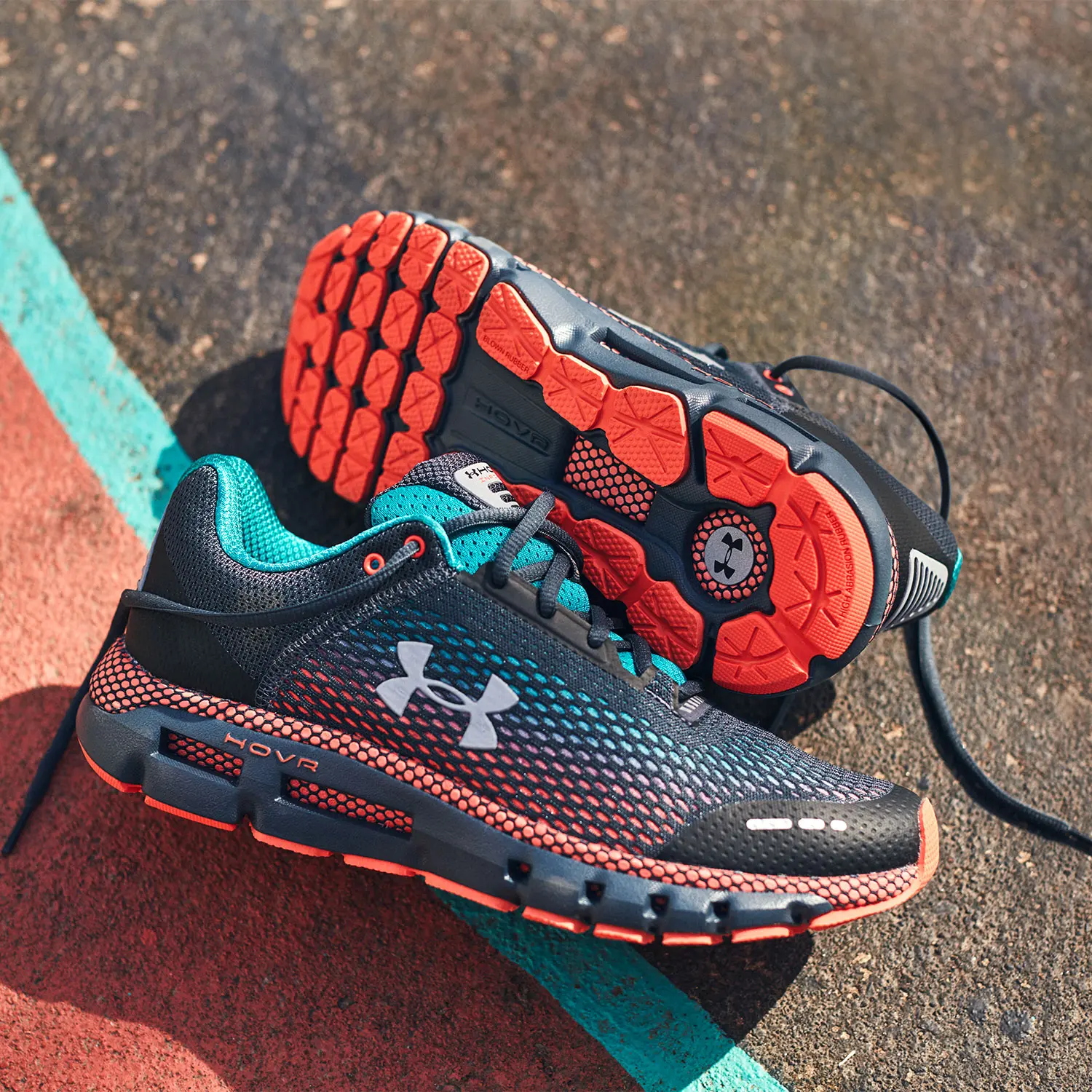 Under Armour предлагает новые модели кроссовок к Московскому Марафону 2019