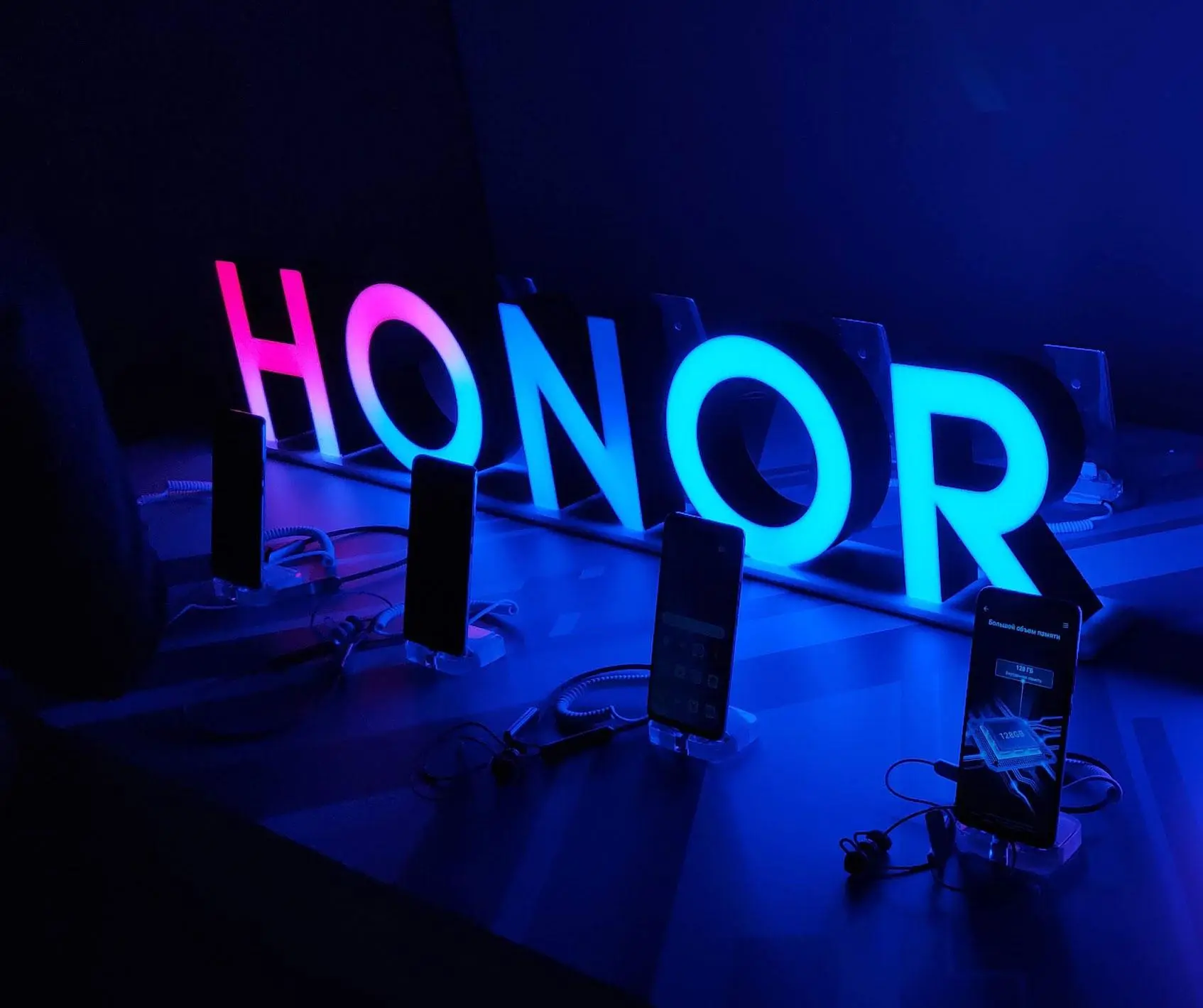 10 смартфонов Honor обновятся до Magic UI 3.1 в конце апреля