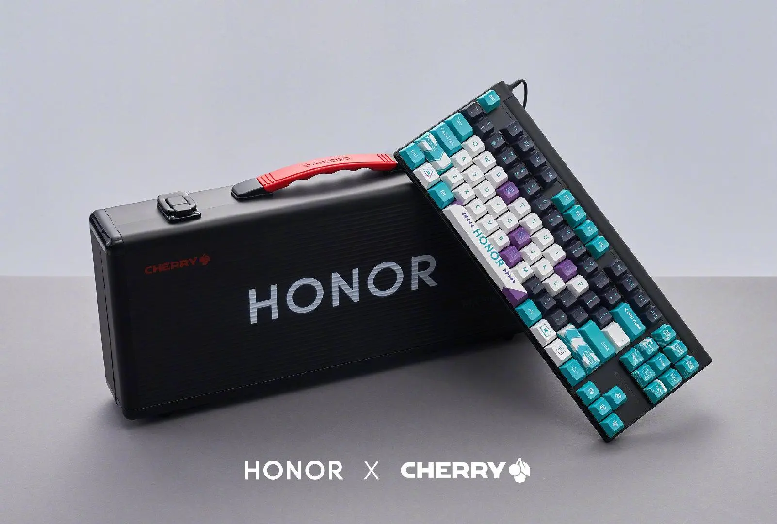 Honor продаст механическую клавиатуру с переключателями Cherry