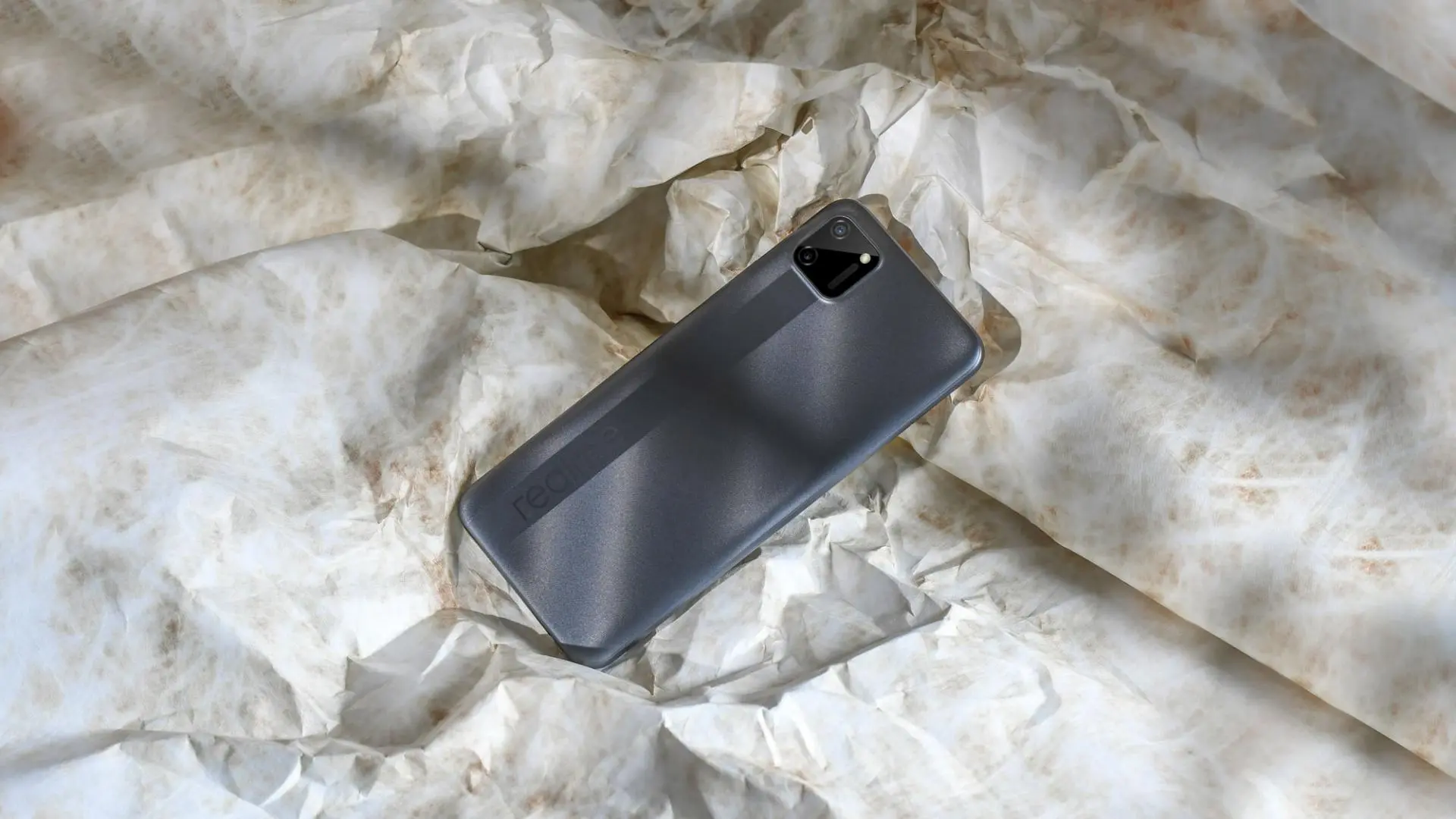 Новый смартфон realme C1 стоимостью менее 10 тысяч рублей