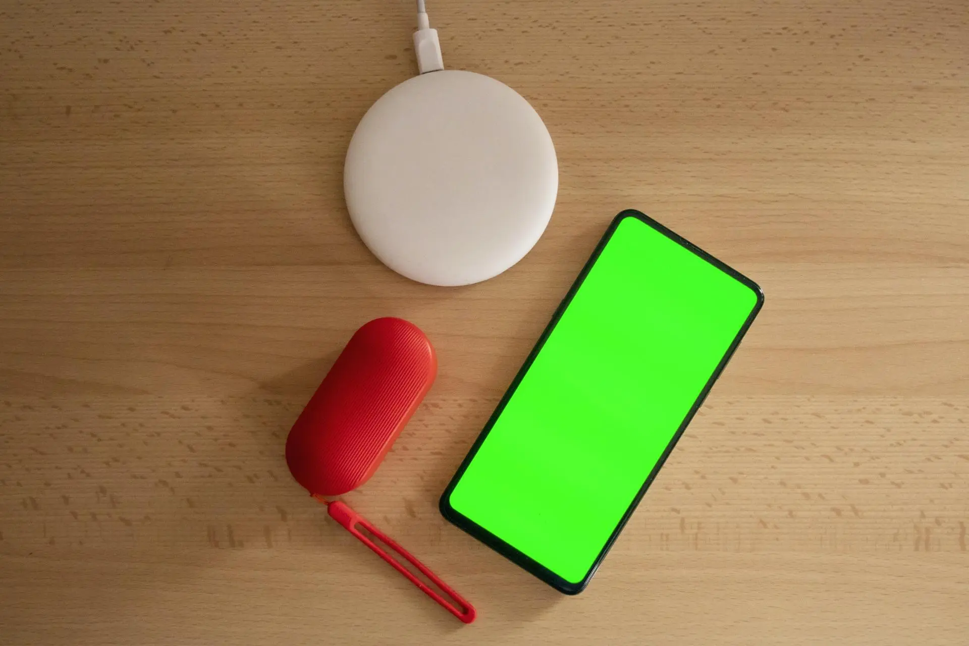 6 лучших смартфонов Android с беспроводной зарядкой (на любой бюджет)