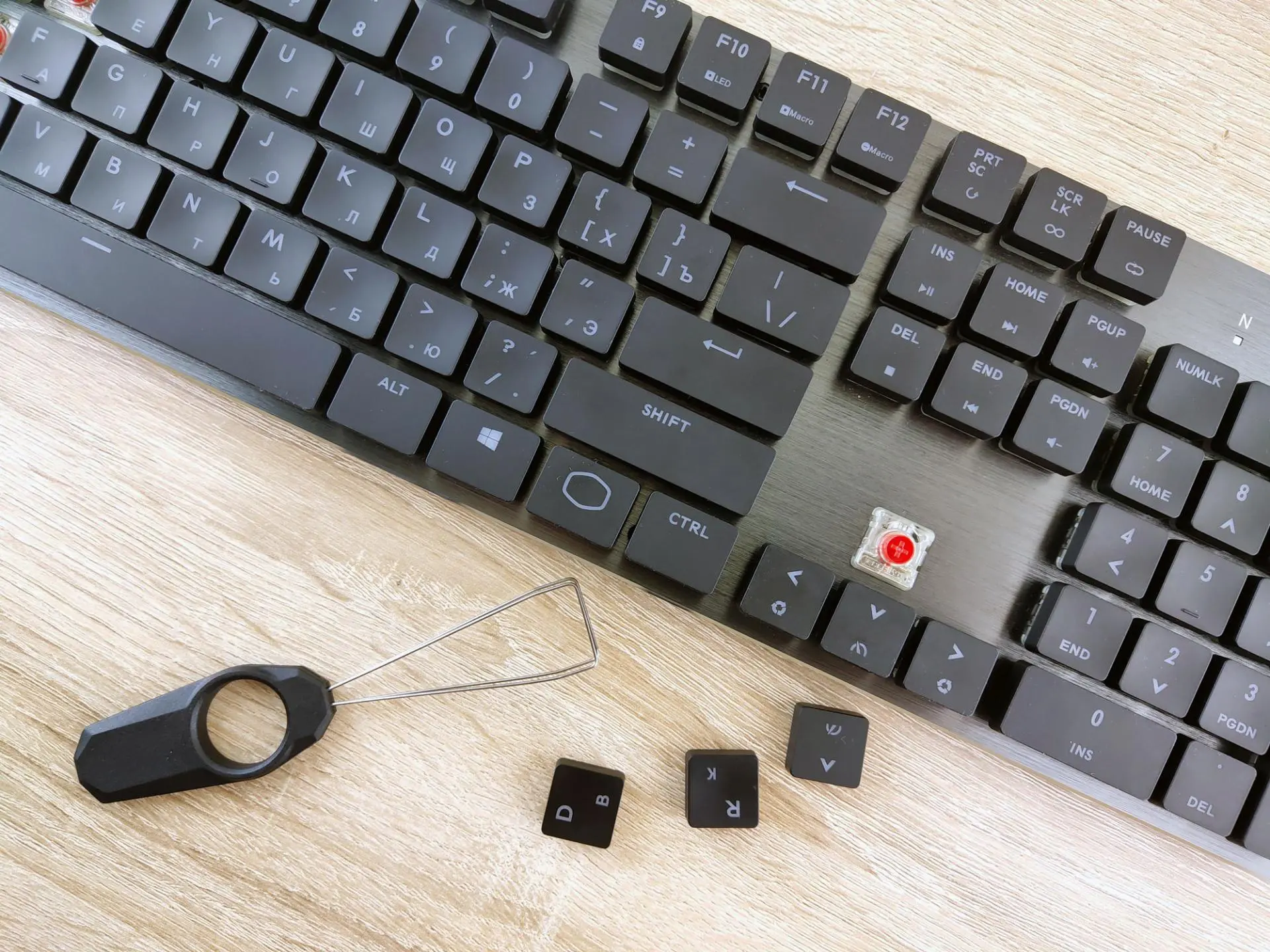 Обзор механической игровой низкопрофильной клавиатуры Cooler Master SK650