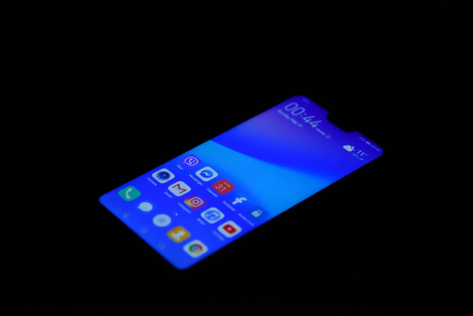 Роскачество назвало лучшие смартфоны до 20 тысяч рублей
