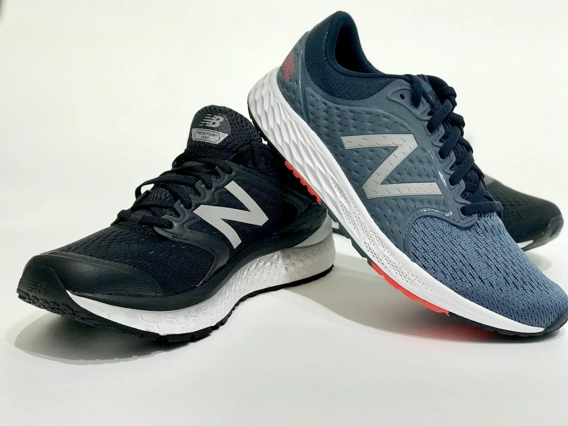 Кроссовки New Balance можно забрать со скидками 79% в официальном магазине