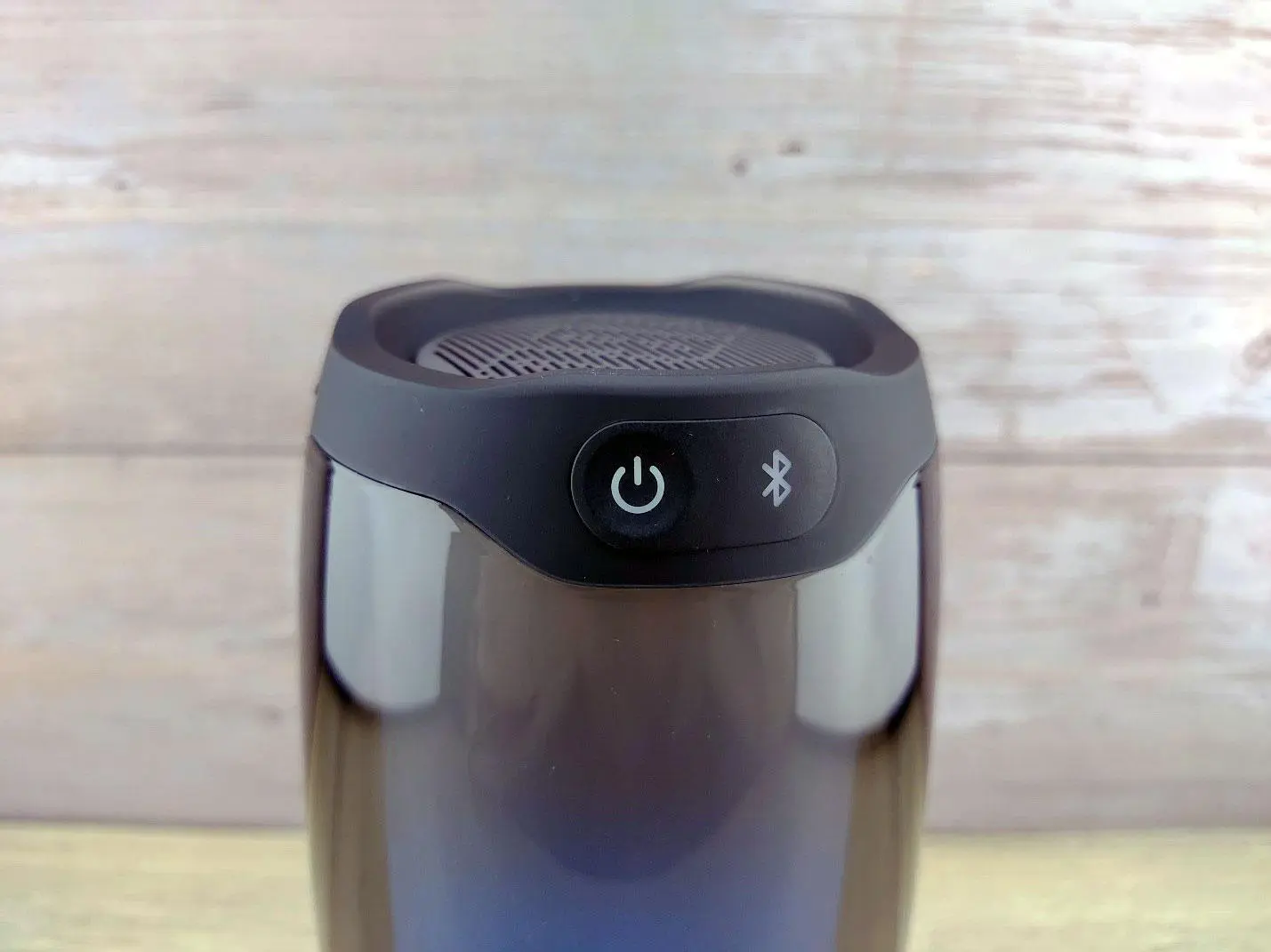 Обзор беспроводной колонки JBL Pulse 4