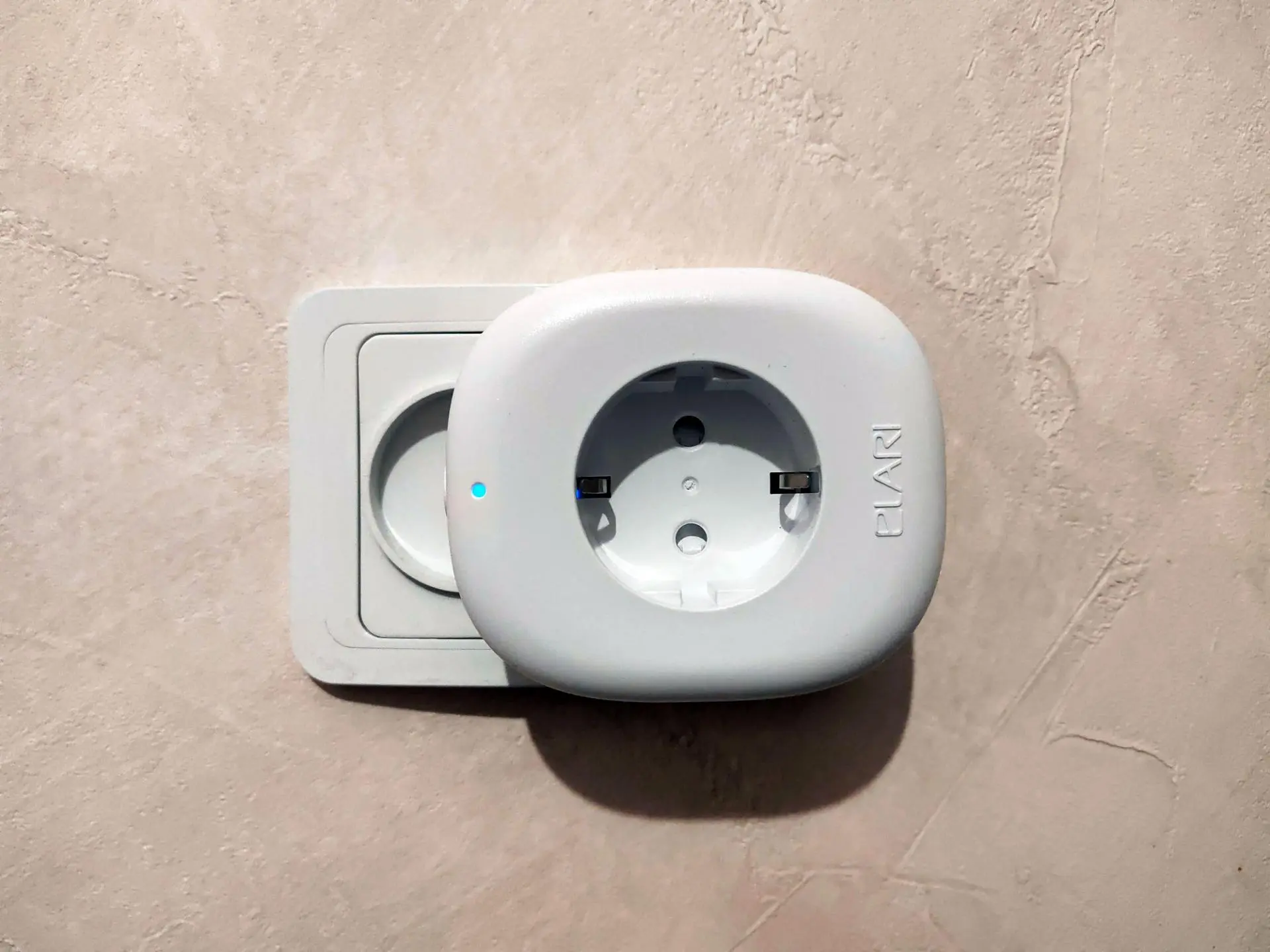 Обзор умной розетки Elari Smart Socket