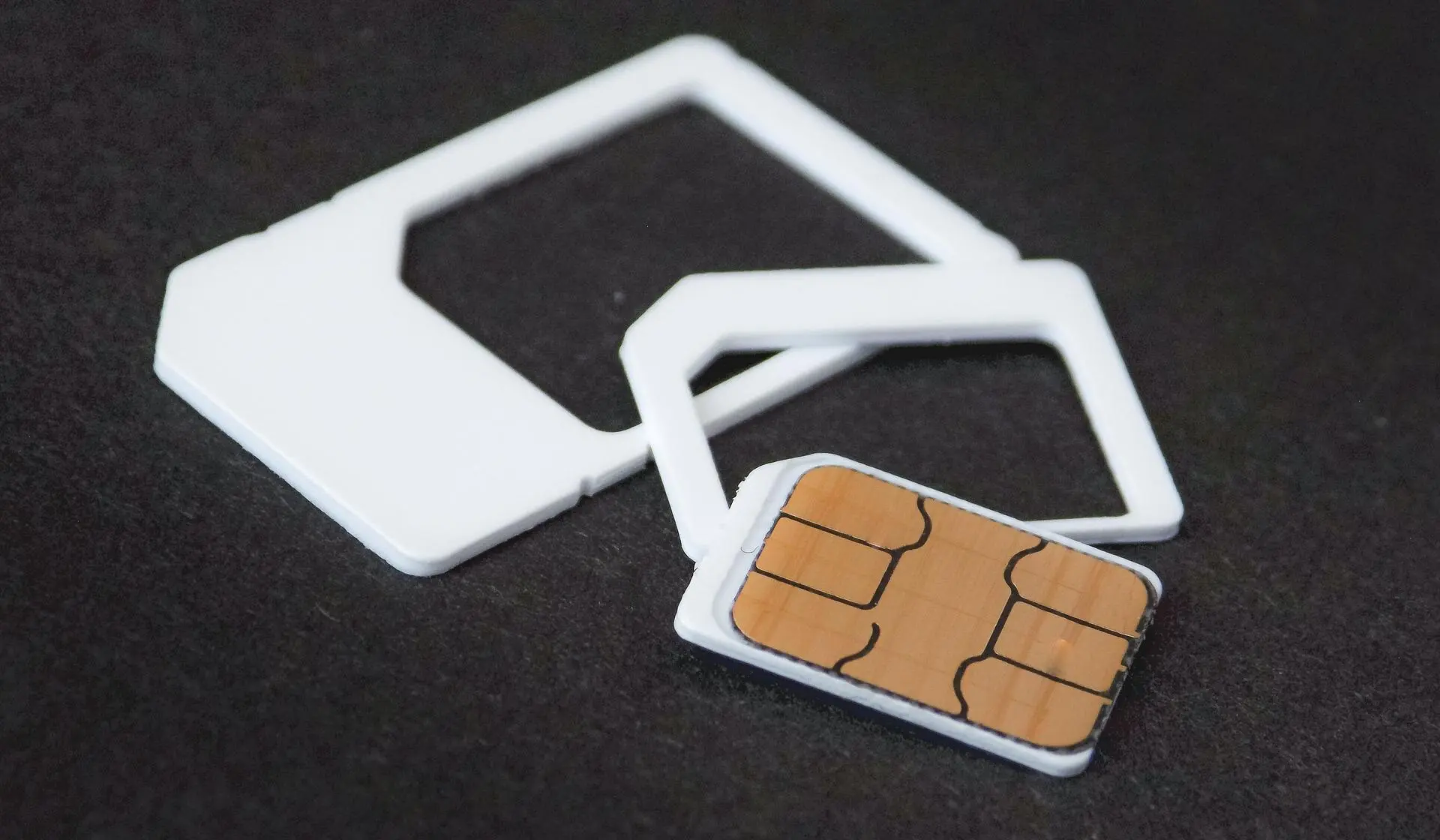 Перевыпуск SIM-карт: как не стать наживкой для мошенника