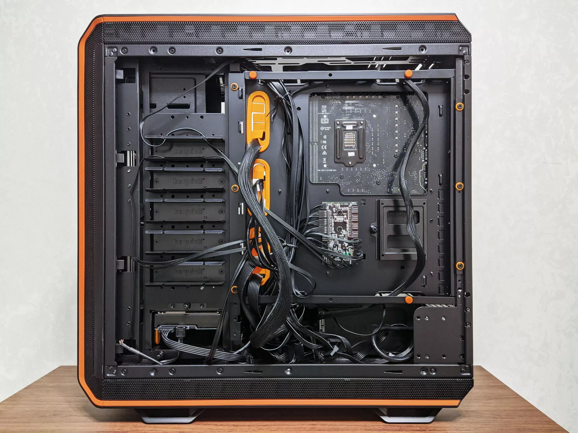 Обзор компьютерного корпуса be quiet! Dark Base 900 Pro rev.2 Orange