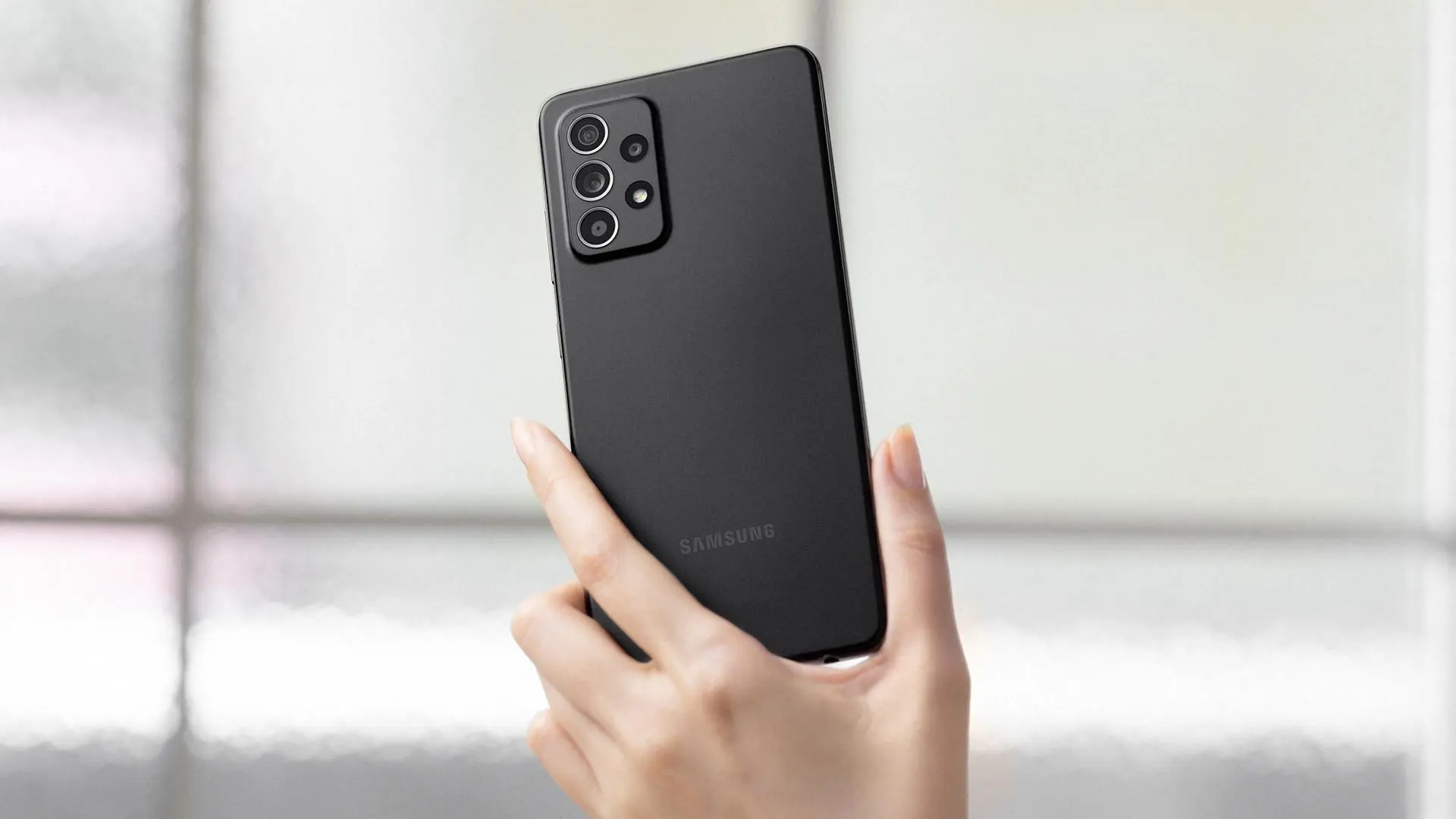 Samsung Galaxy A52 или Galaxy A51. Обновляться или нет?