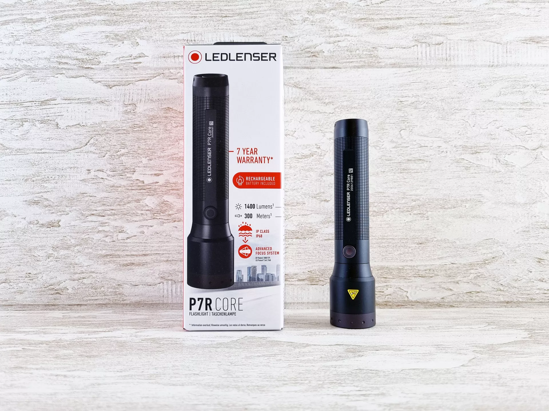 Тест-драйв ручного фонаря LED LENSER P7R Core