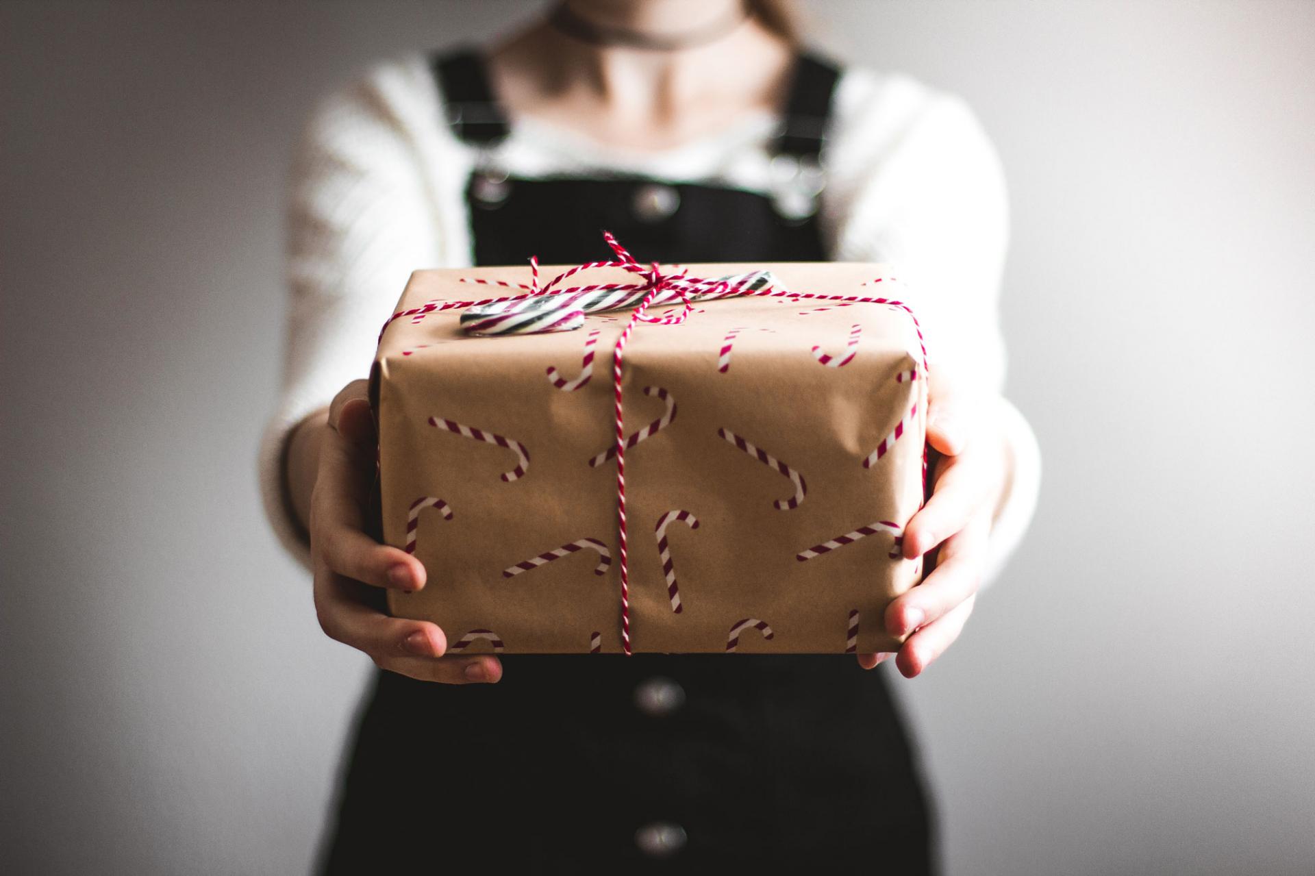 7 идей разноплановых подарков к Новому году