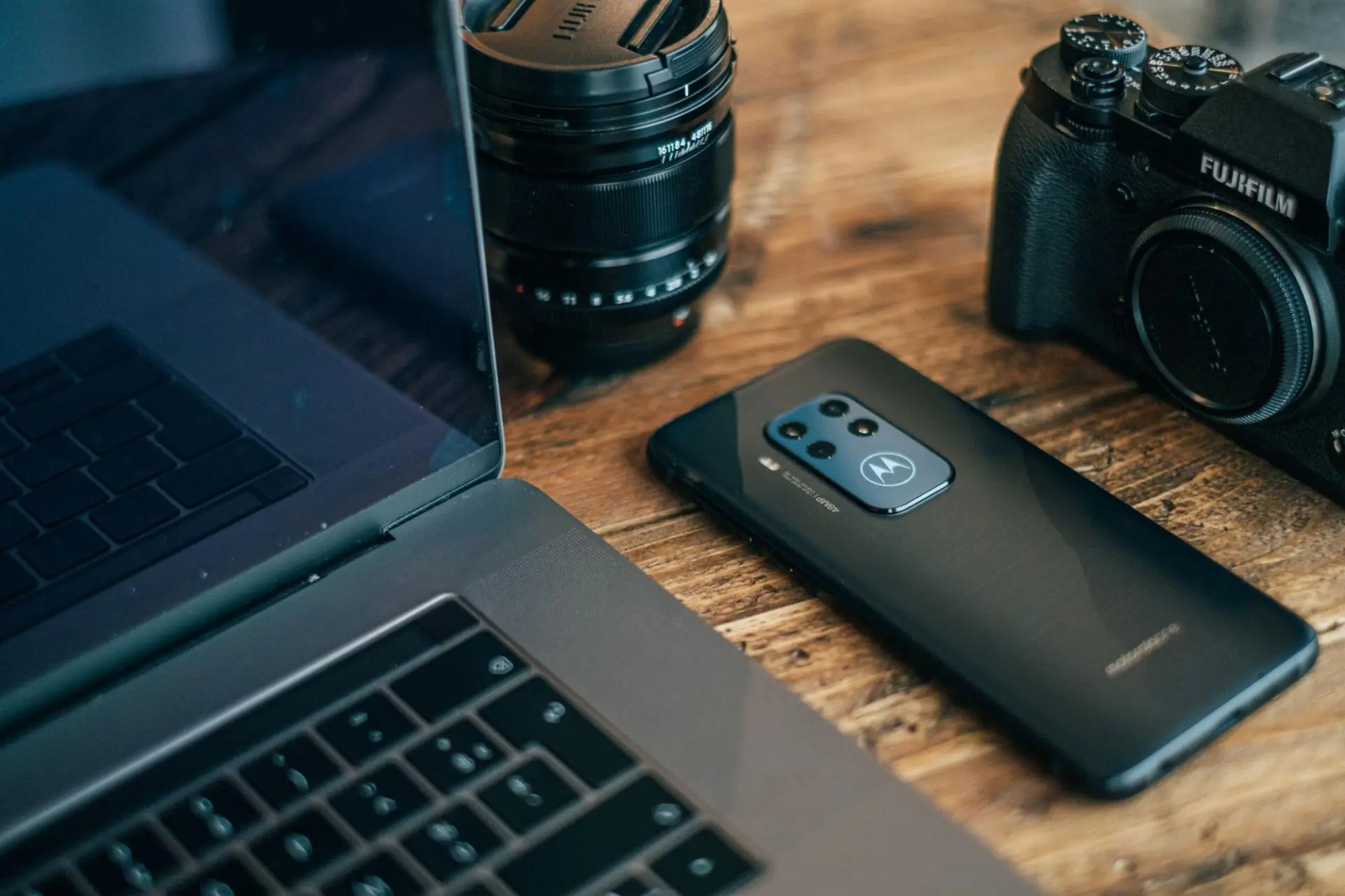 Motorola выдала список смартфонов, для которых будет обновление с Android 12