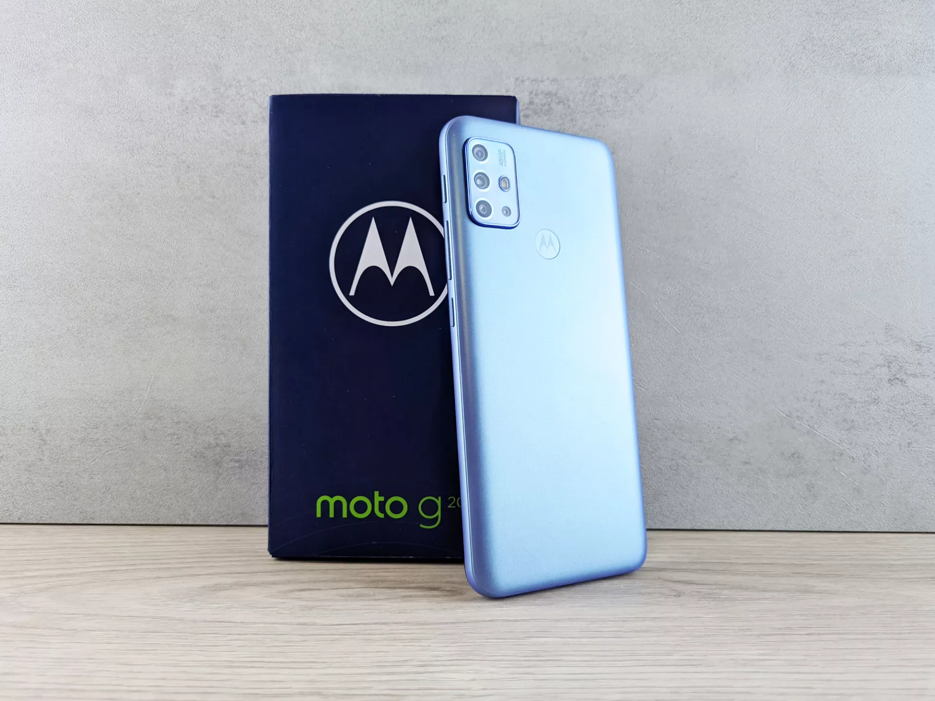 Тест-драйв смартфона Motorola Moto G20