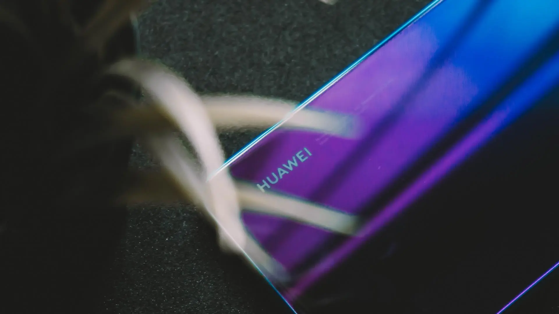 Не все смартфоны Huawei получат свежую EMUI