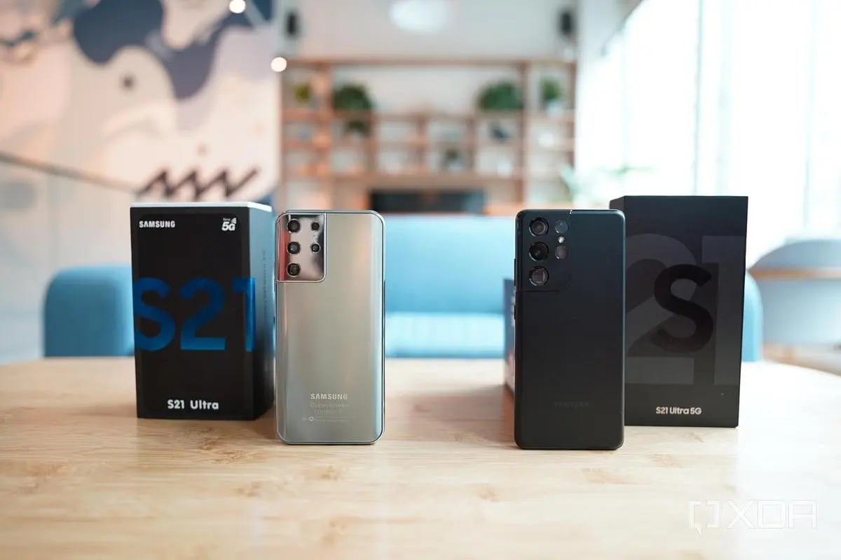 Настоящий Samsung Galaxy S21 Ultra против фейкового Galaxy S21 Ultra