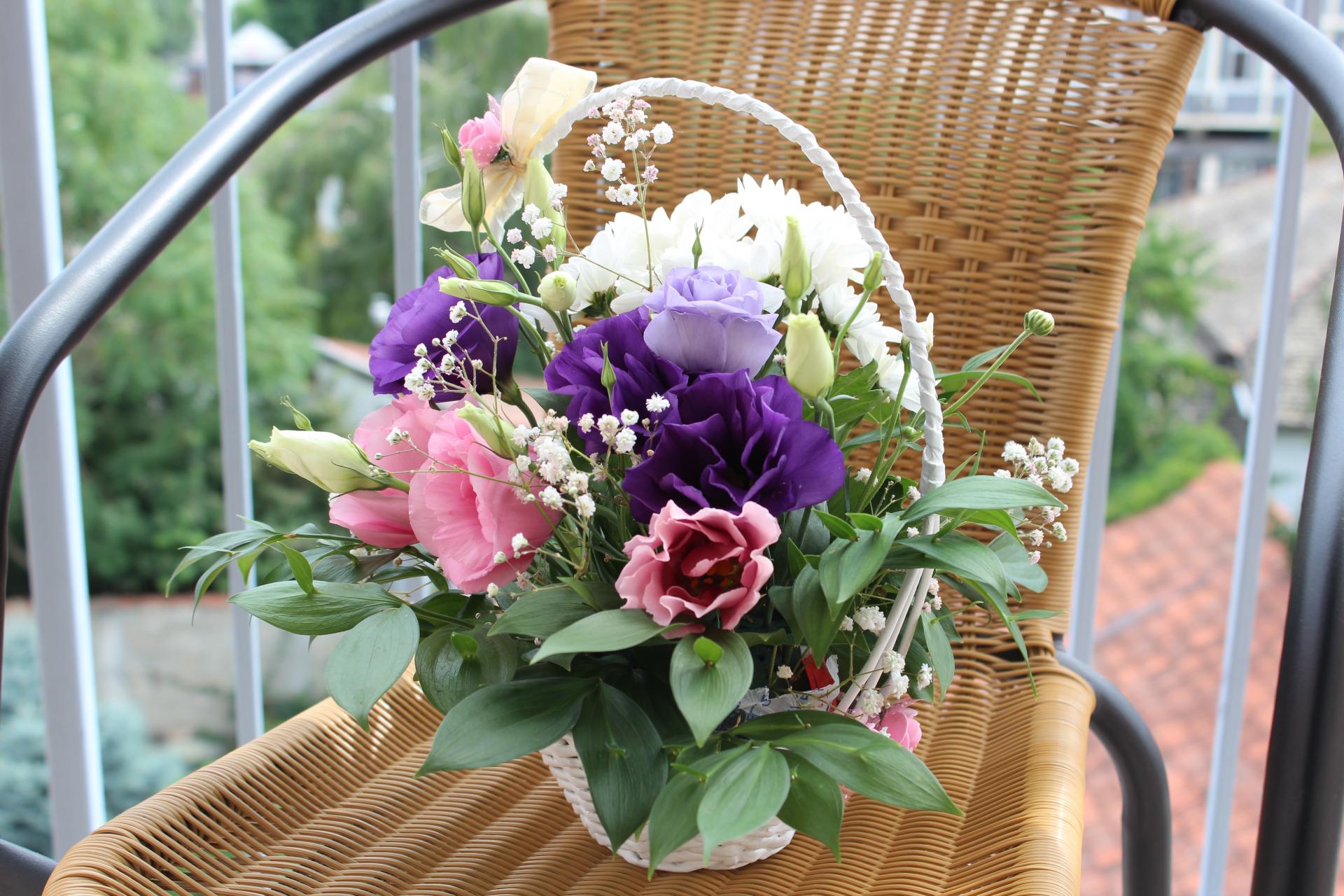 Презент для души – цветы с доставкой в Одессе