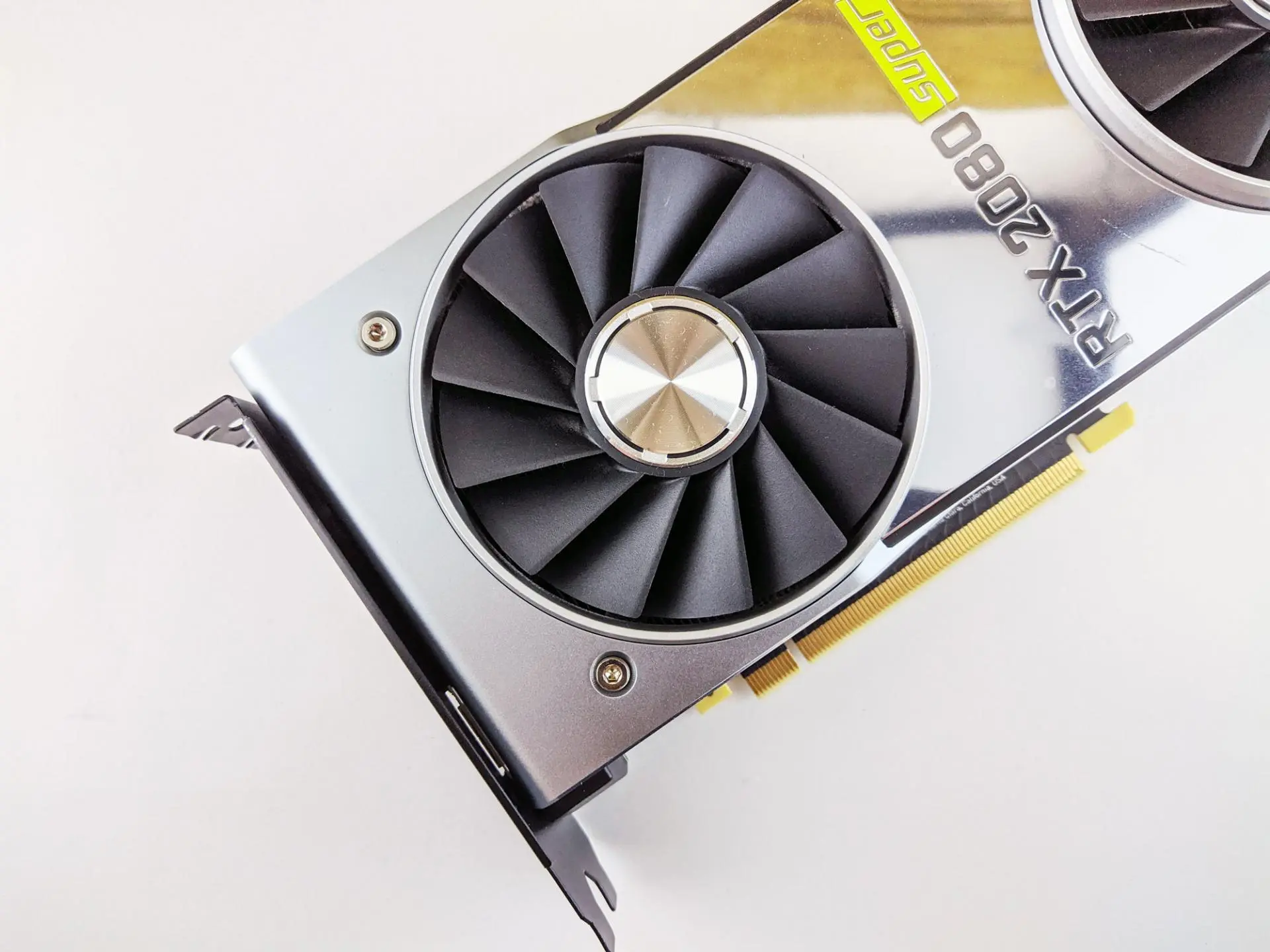 Ограничения NVIDIA по майнингу на новых видеокартах вновь обходят