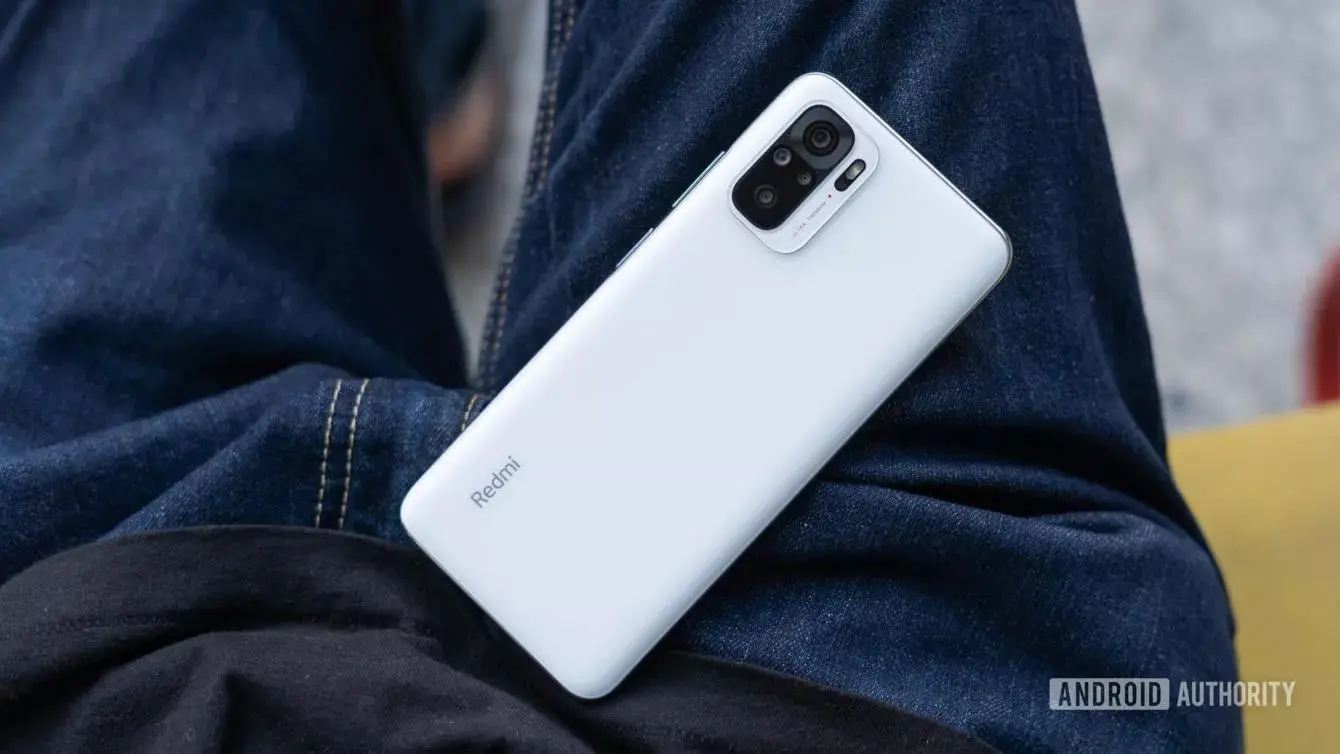 Смартфоны Xiaomi могут удалённо цензурироваться