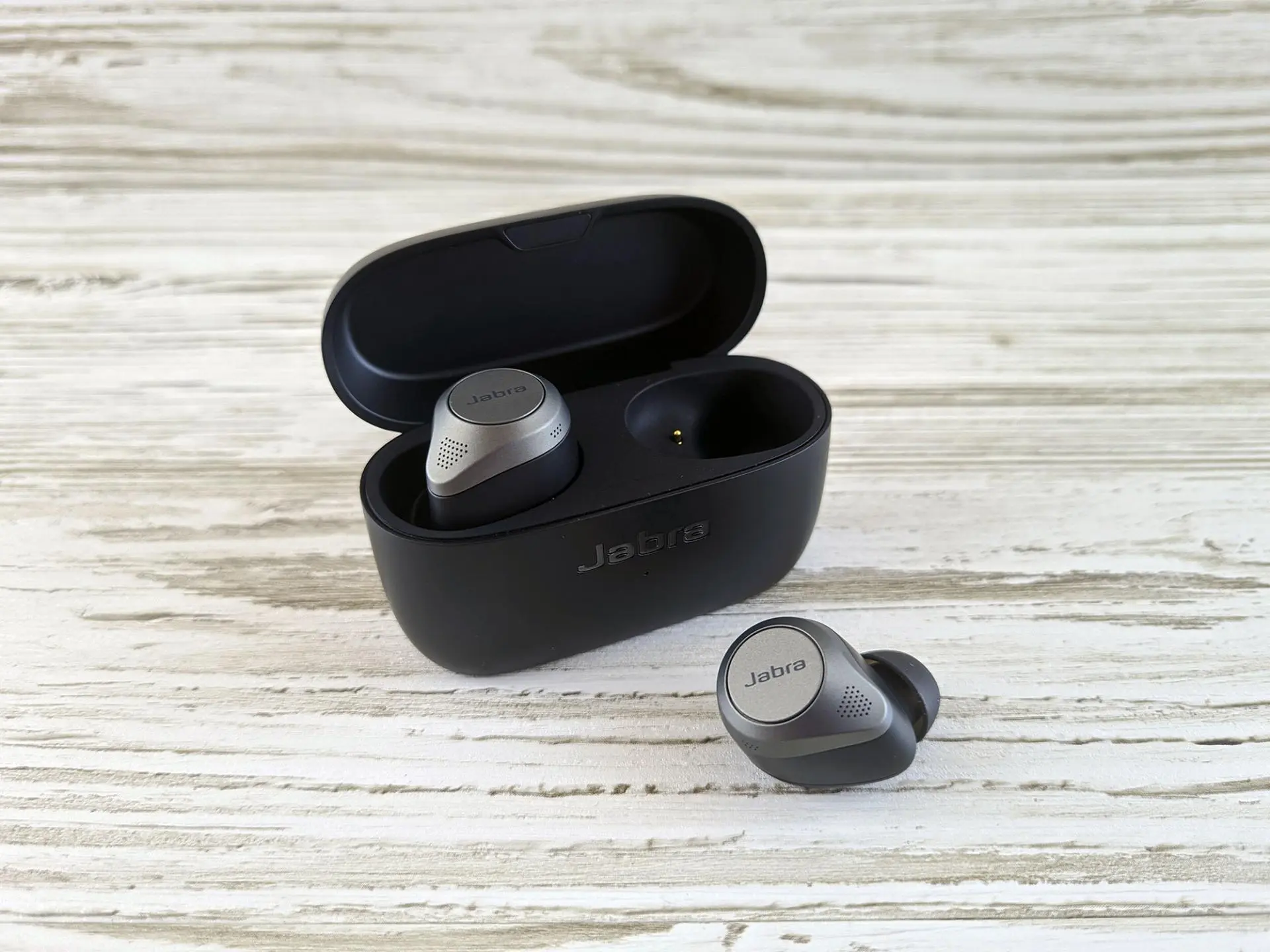 Тест-драйв беспроводных наушников Jabra Elite 85t