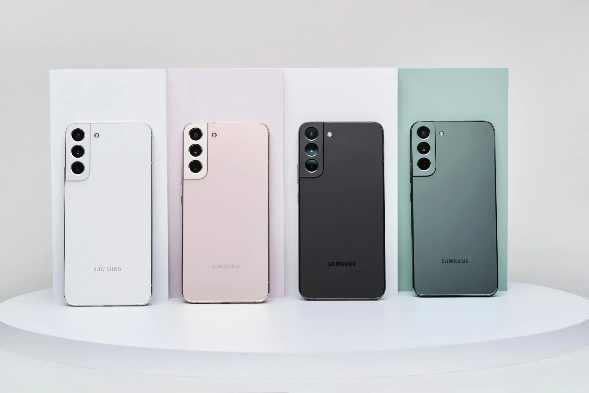 Samsung не планирует использовать чипы MediaTek в будущих Galaxy S23