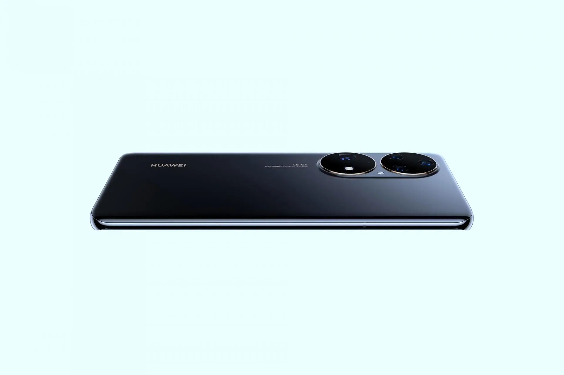 HUAWEI объявляет о старте продаж HUAWEI P50 Pro и HUAWEI P50 Pocket в России