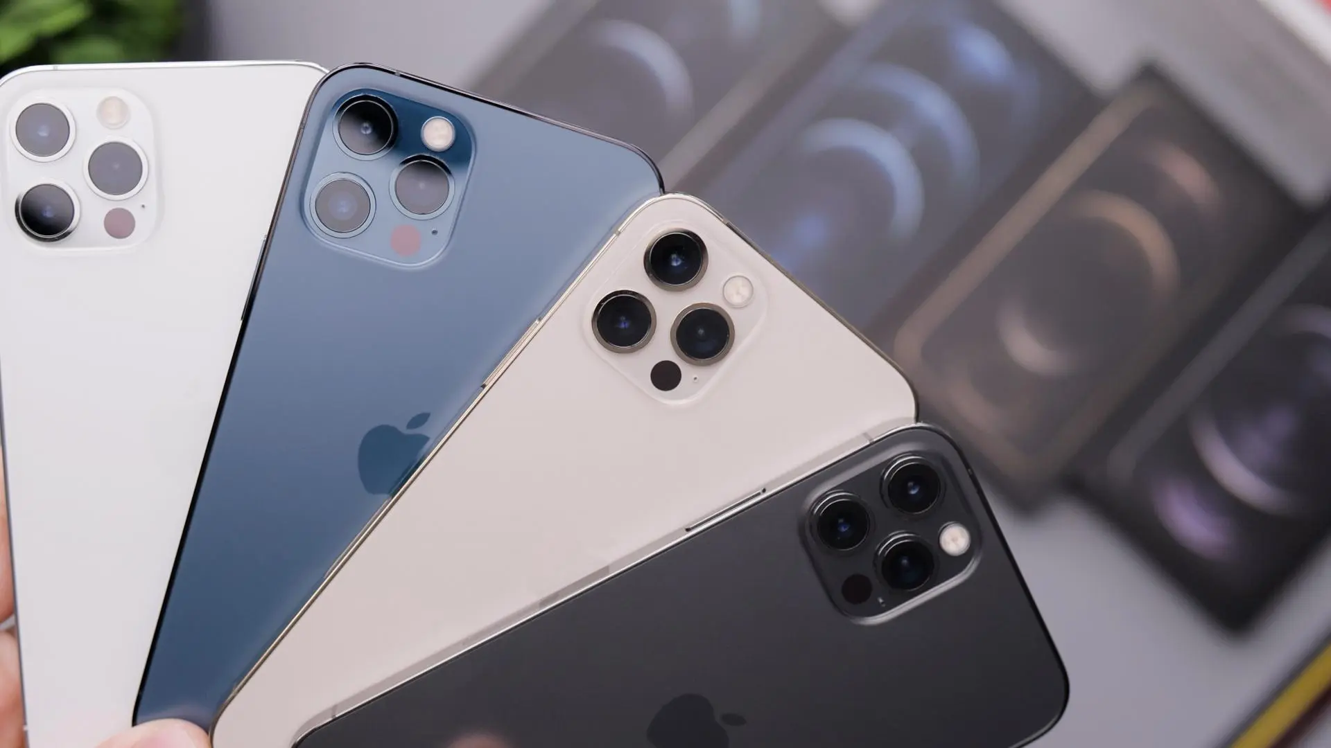Цены на iPhone в России заметно снизились