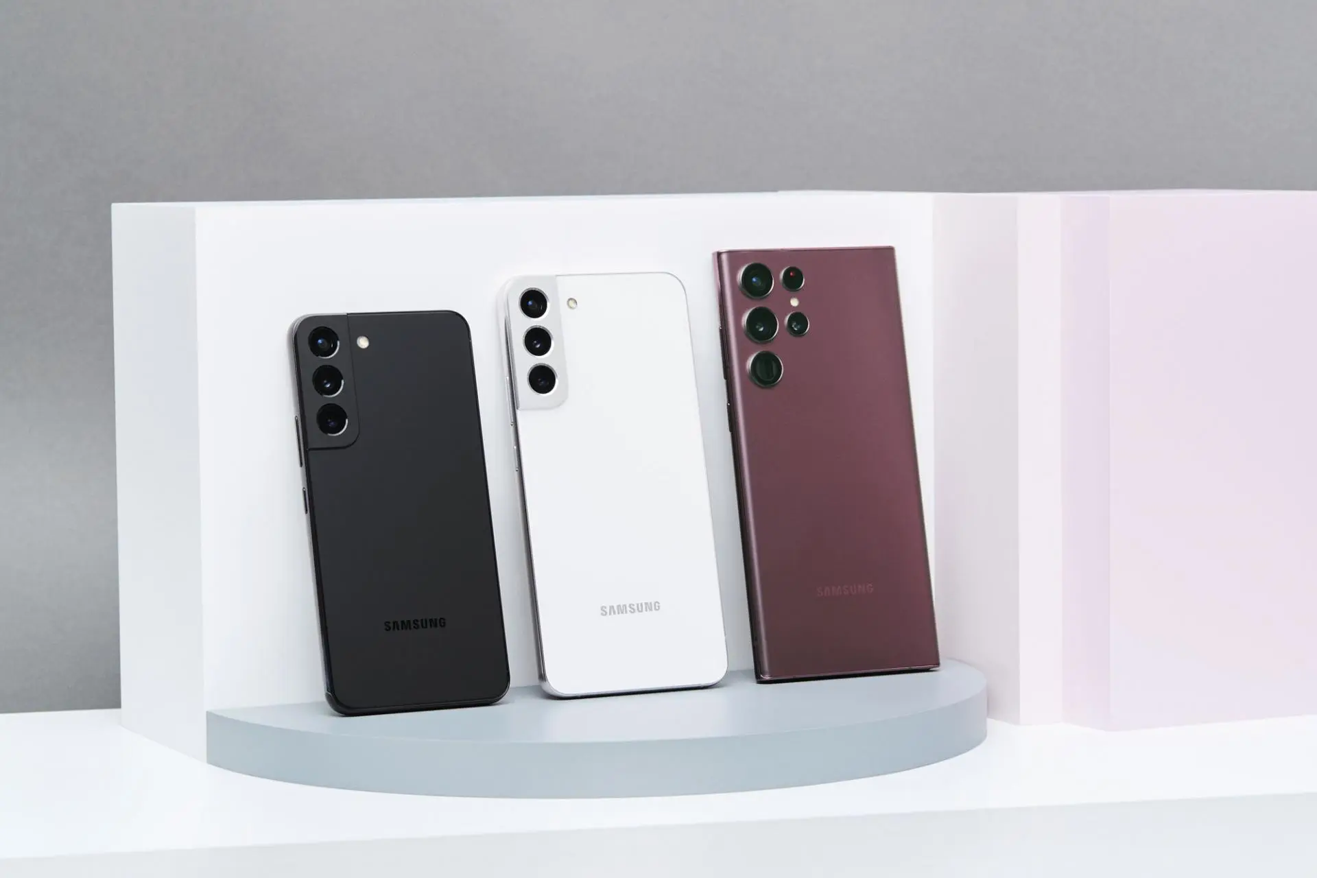 Samsung уже готовит обновление до One UI 5.0 для своих Galaxy
