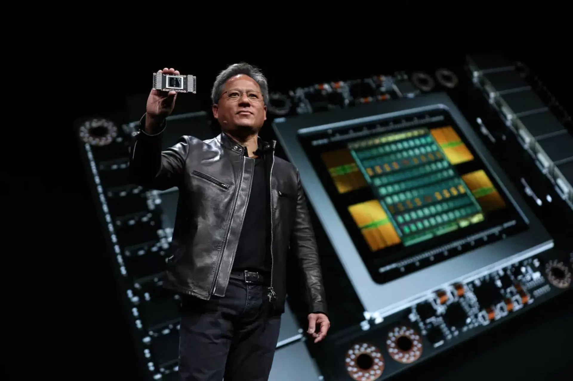 Intel может начать производство чипов для NVIDIA