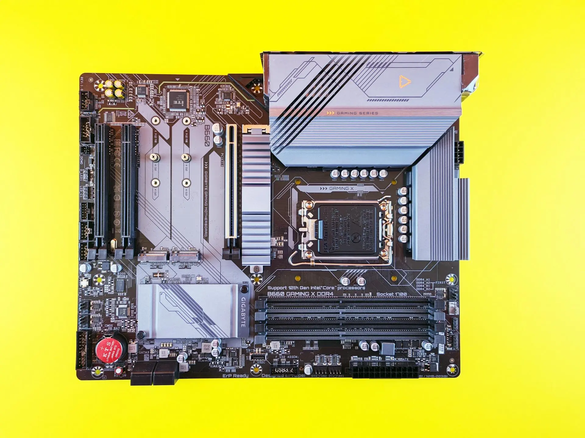 Обзор материнской платы GIGABYTE B660 Gaming X DDR4