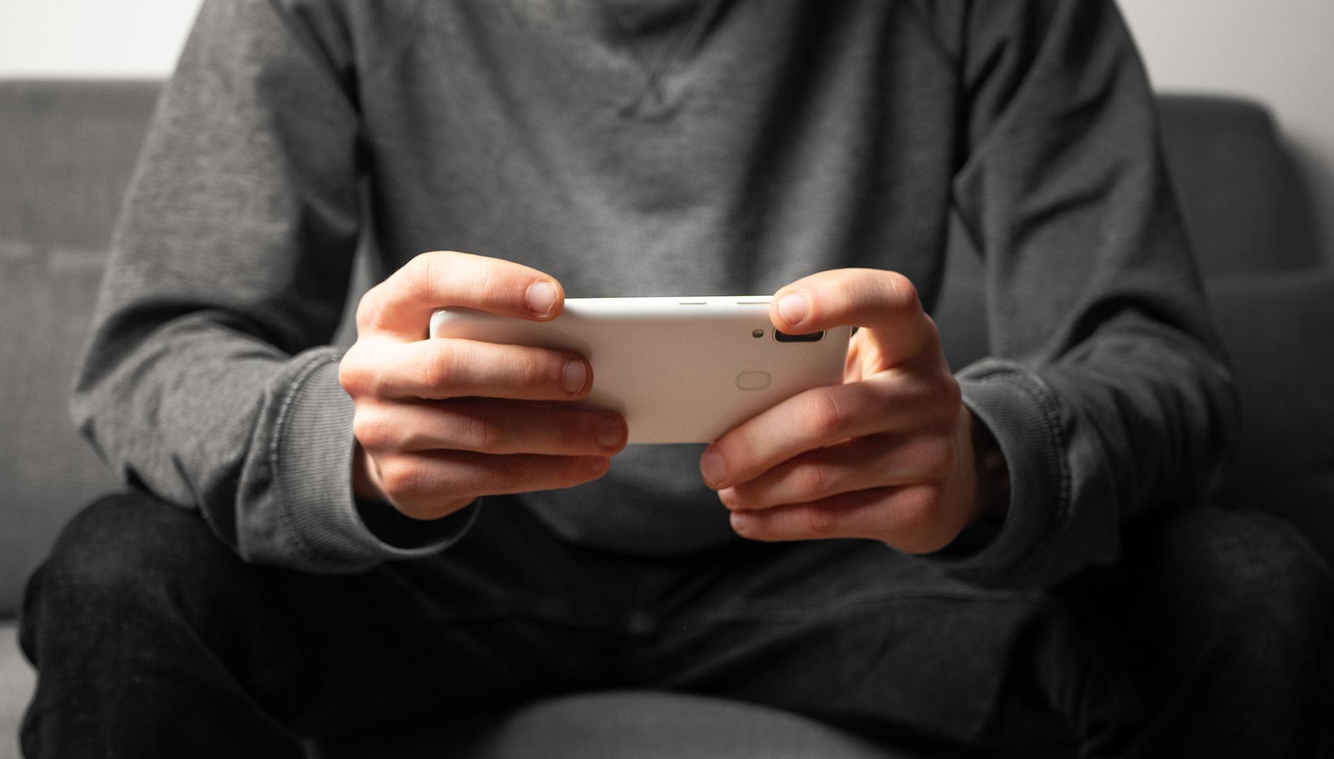 OnePlus раскрыл 3 причины, почему белые смартфоны – это редкость
