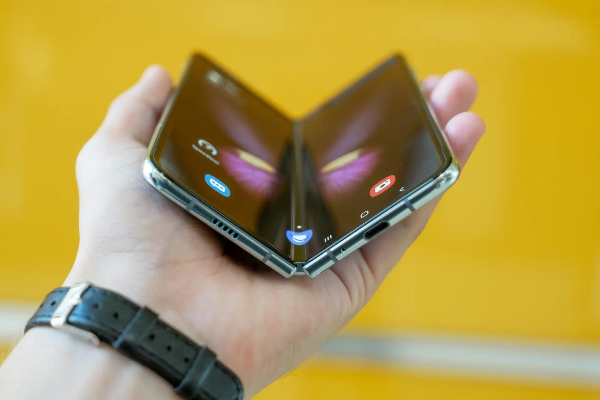 6 болезней складных смартфонов типа Galaxy Z Fold