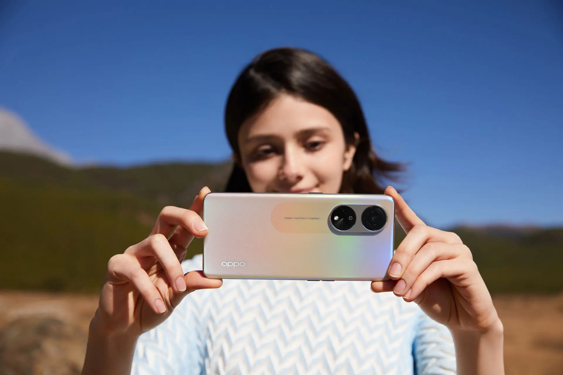OPPO объявляет о старте продаж смартфона Reno8 T 5G в России: выдающийся пользовательский опыт в сегменте от 30 000 рублей
