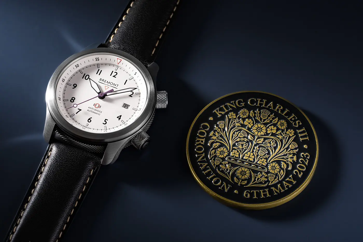 Bremont празднует коронацию Карла III выпуском памятных часов
