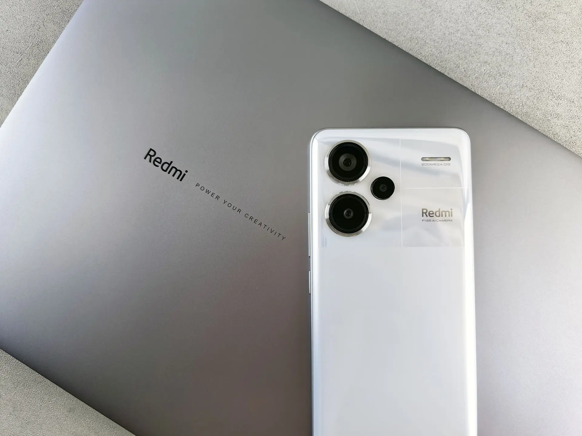 ТОП 5-смартфонов Xiaomi в 2024 году по мнению западных экспертов