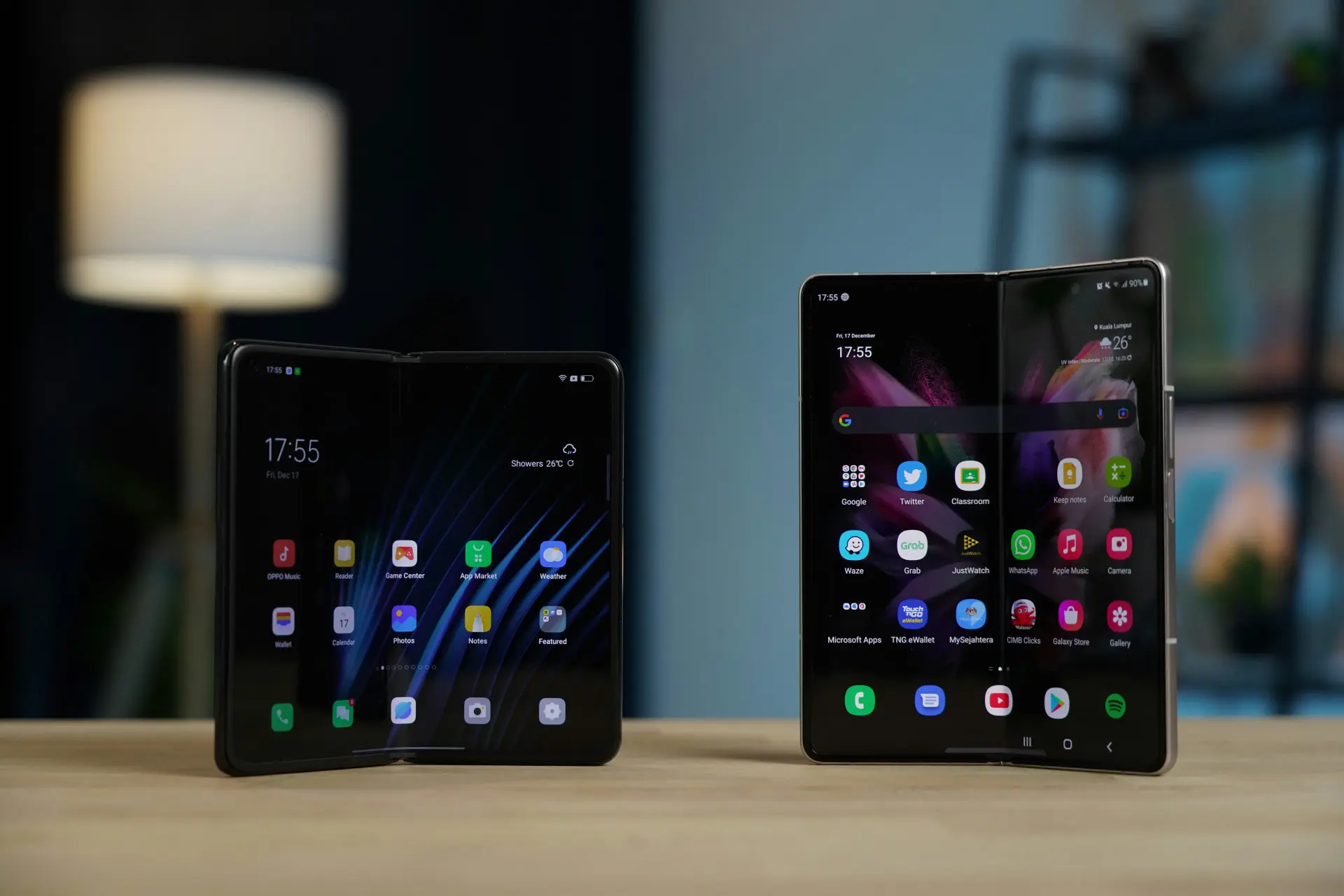 Samsung может выпустить бюджетный складной смартфон