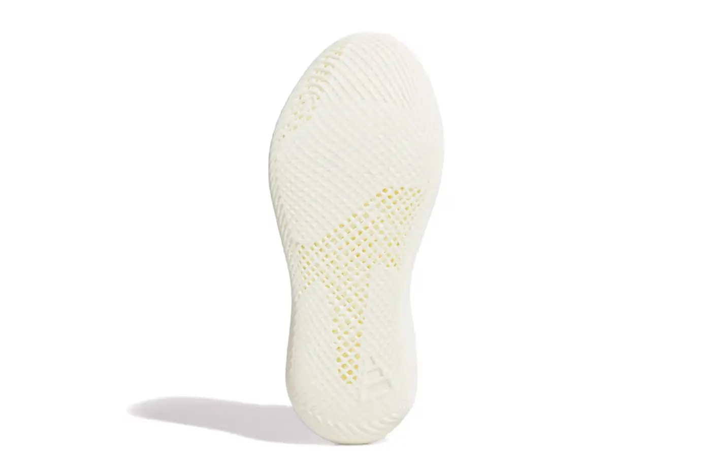 Adidas представит кроссовки Climacool в цвете Off White в мае 2025