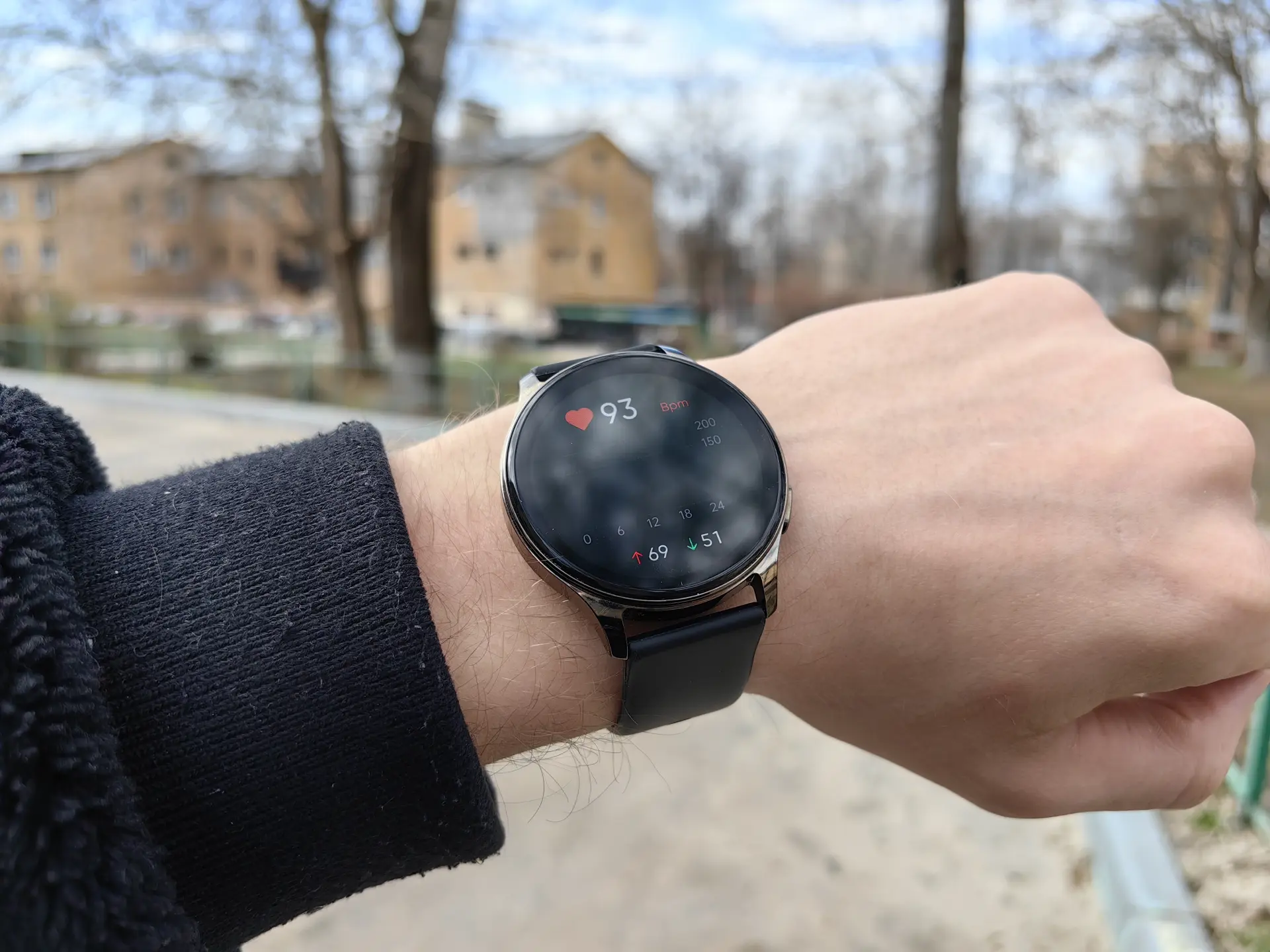 Тест-драйв смарт-часов Amazfit POP 3R
