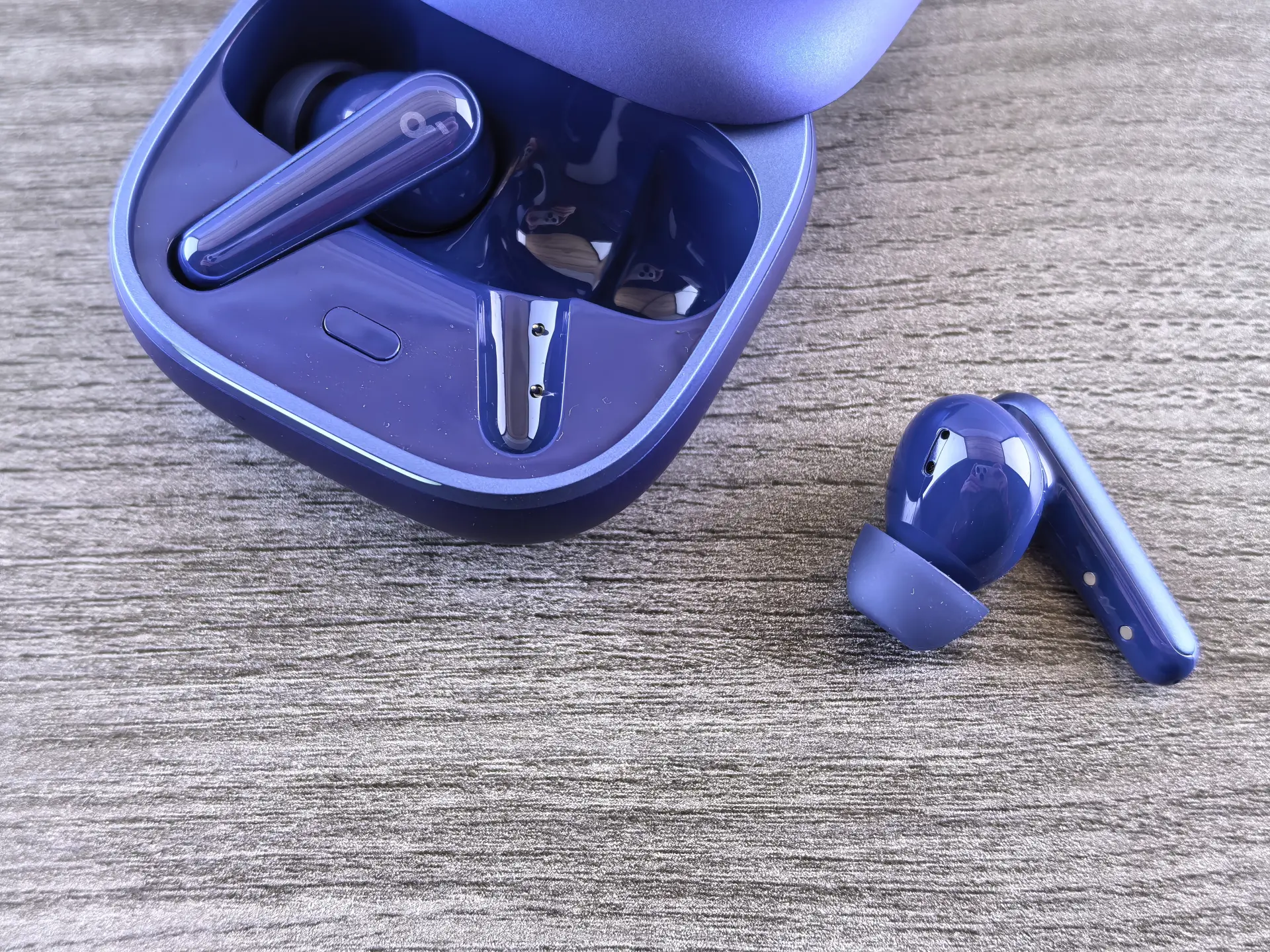 Обзор беспроводных наушников Soundcore Liberty 5