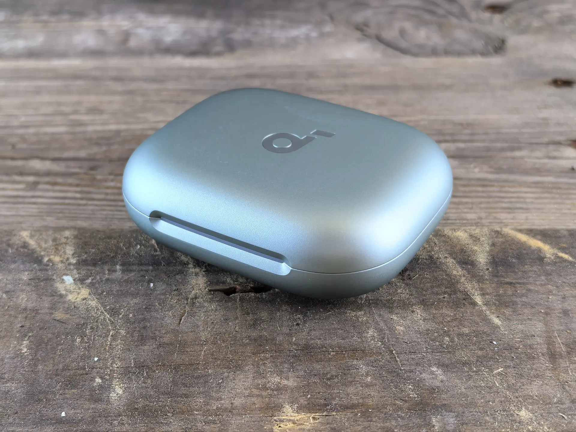 Soundcore AeroFit 2: тест беспроводных наушников, которые не боятся воды и понимают 100 языков