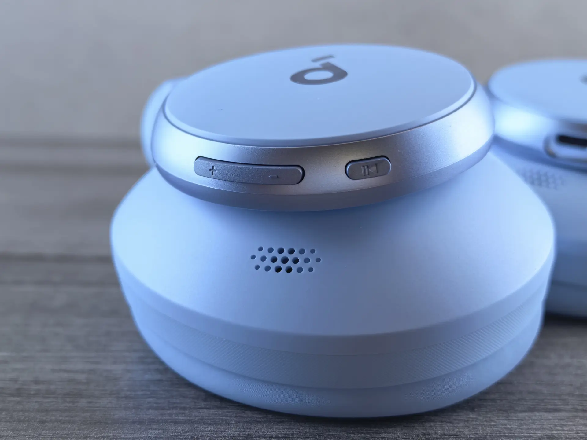 Тест наушников Anker Soundcore Space One: честный обзор шумоподавления, звука и автономности