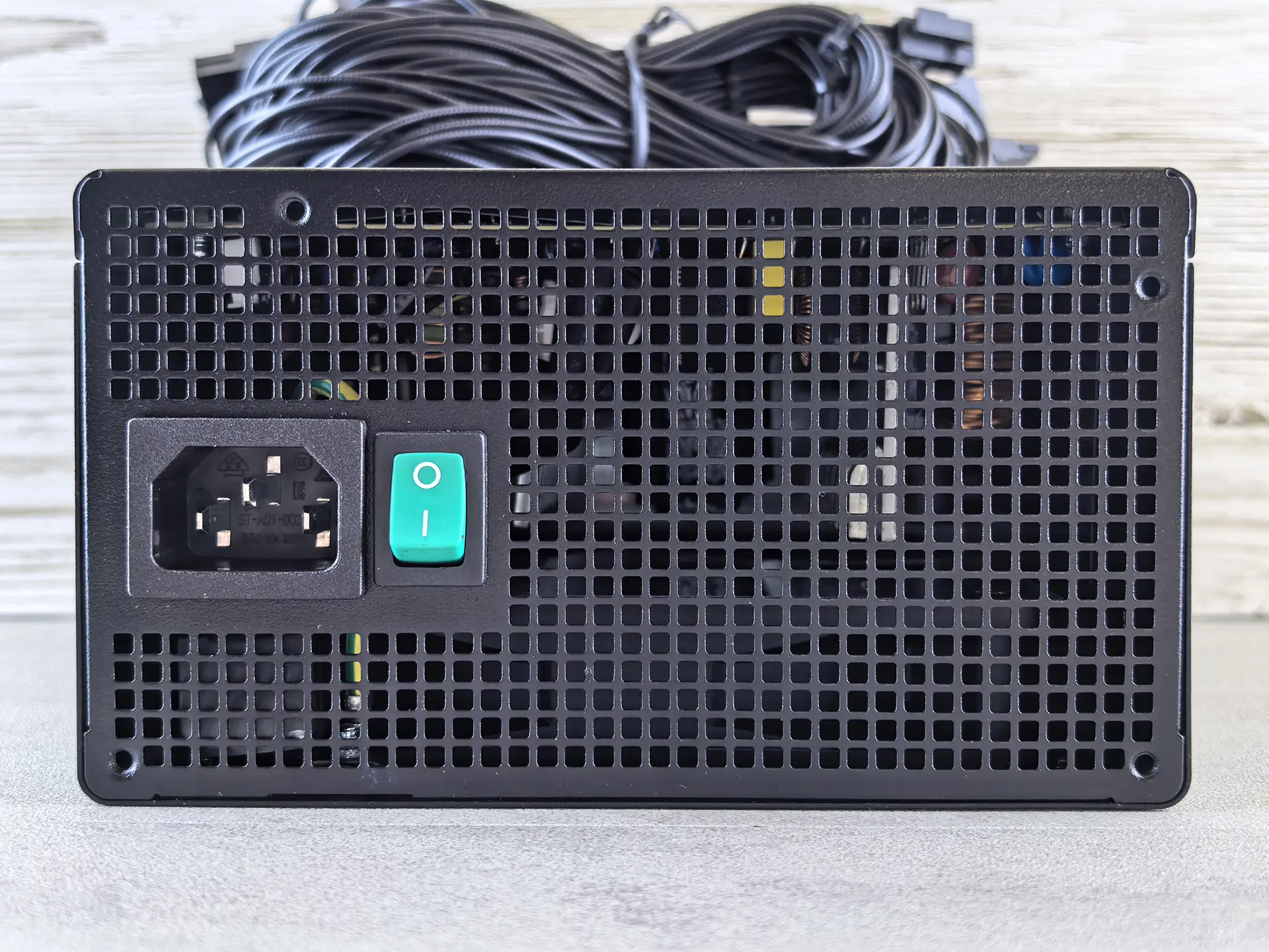 Тест-драйв блока питания Gamer Storm PF700X